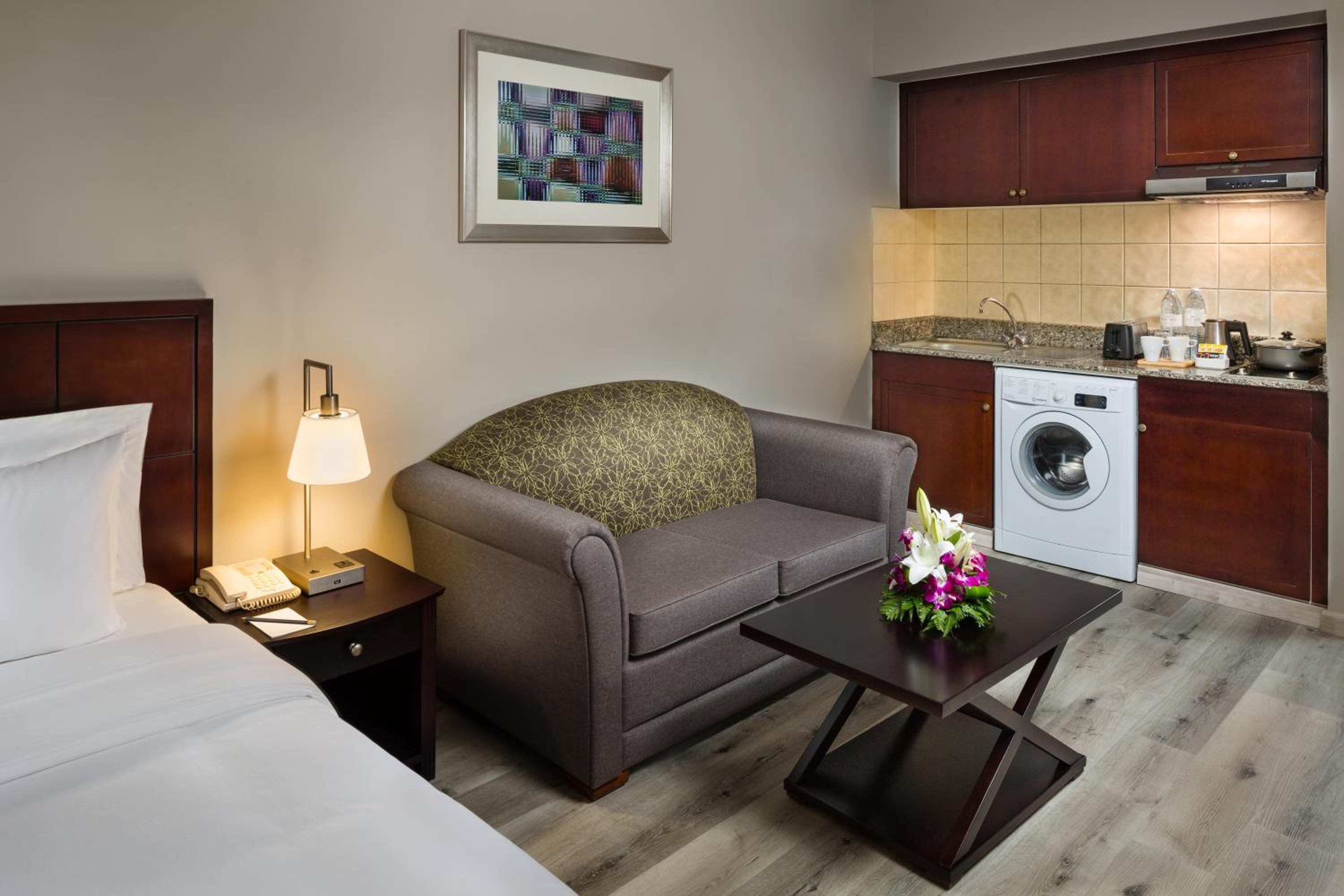 Deluxe Studio Suite - 20% Discount on Food, Beverages and Laundry. 10am Early Check-In and 2pm Late Check-Out (Subject to Availability) photo 2