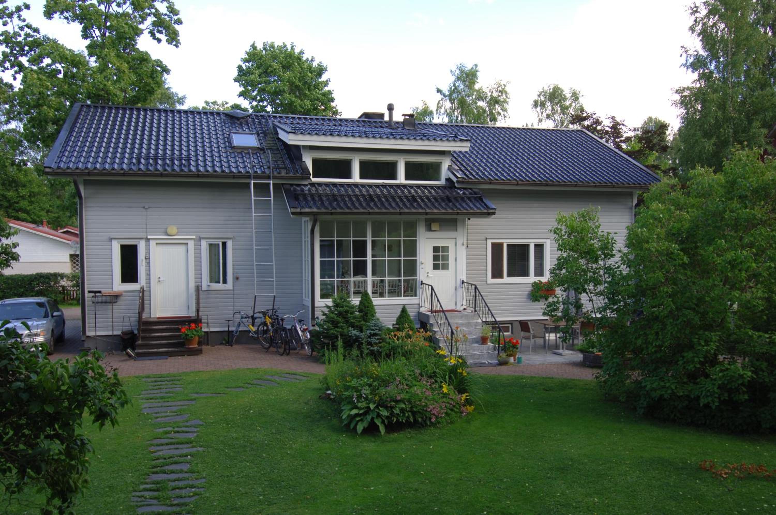 Two-Bedroom Apartment - Photo 21