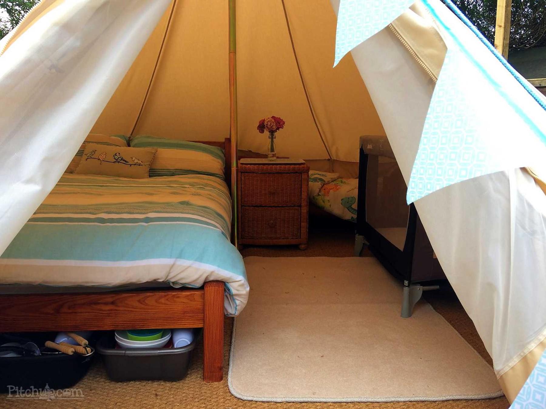 Bell Tent – No Dogs