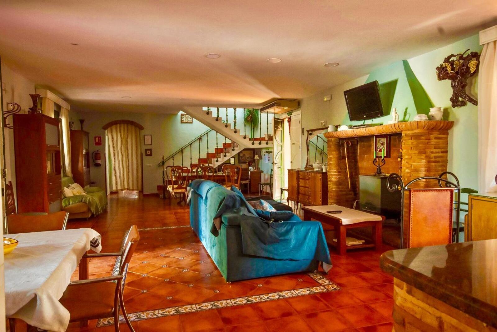 Villa With Private Pool photo 2