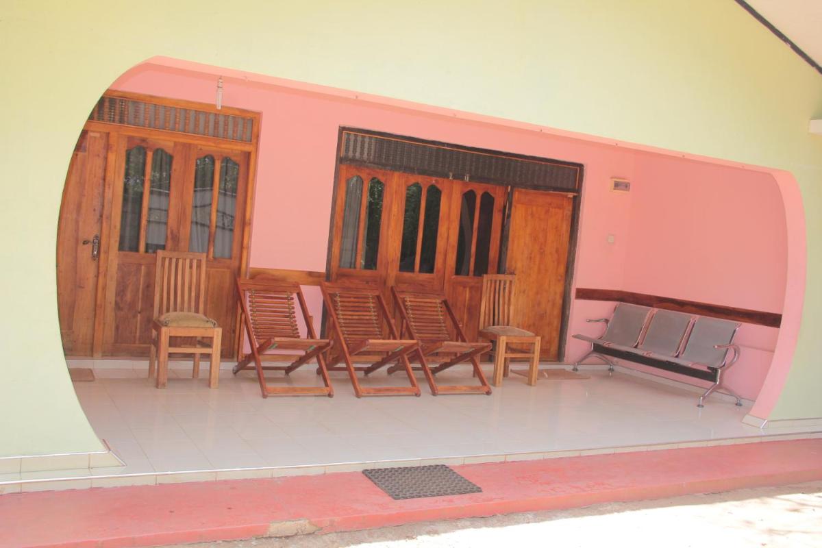 Family Room photo 1