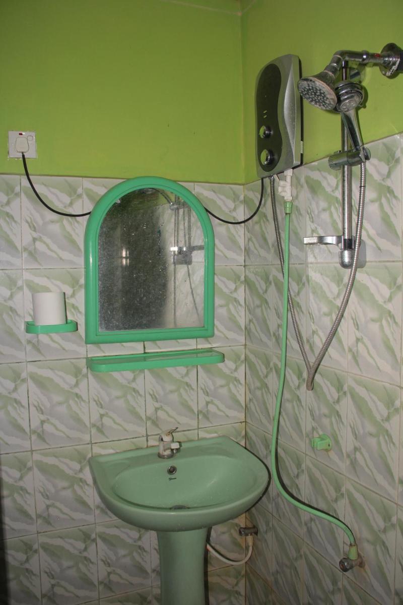 Budget Double Room photo 3