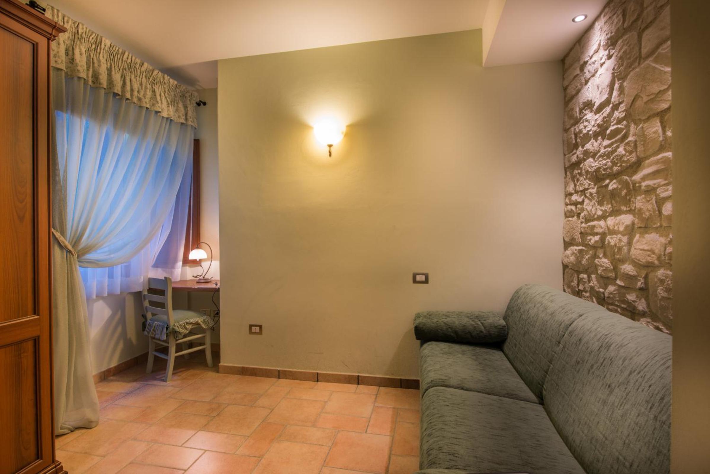 Two-Bedroom Apartment - Photo 1