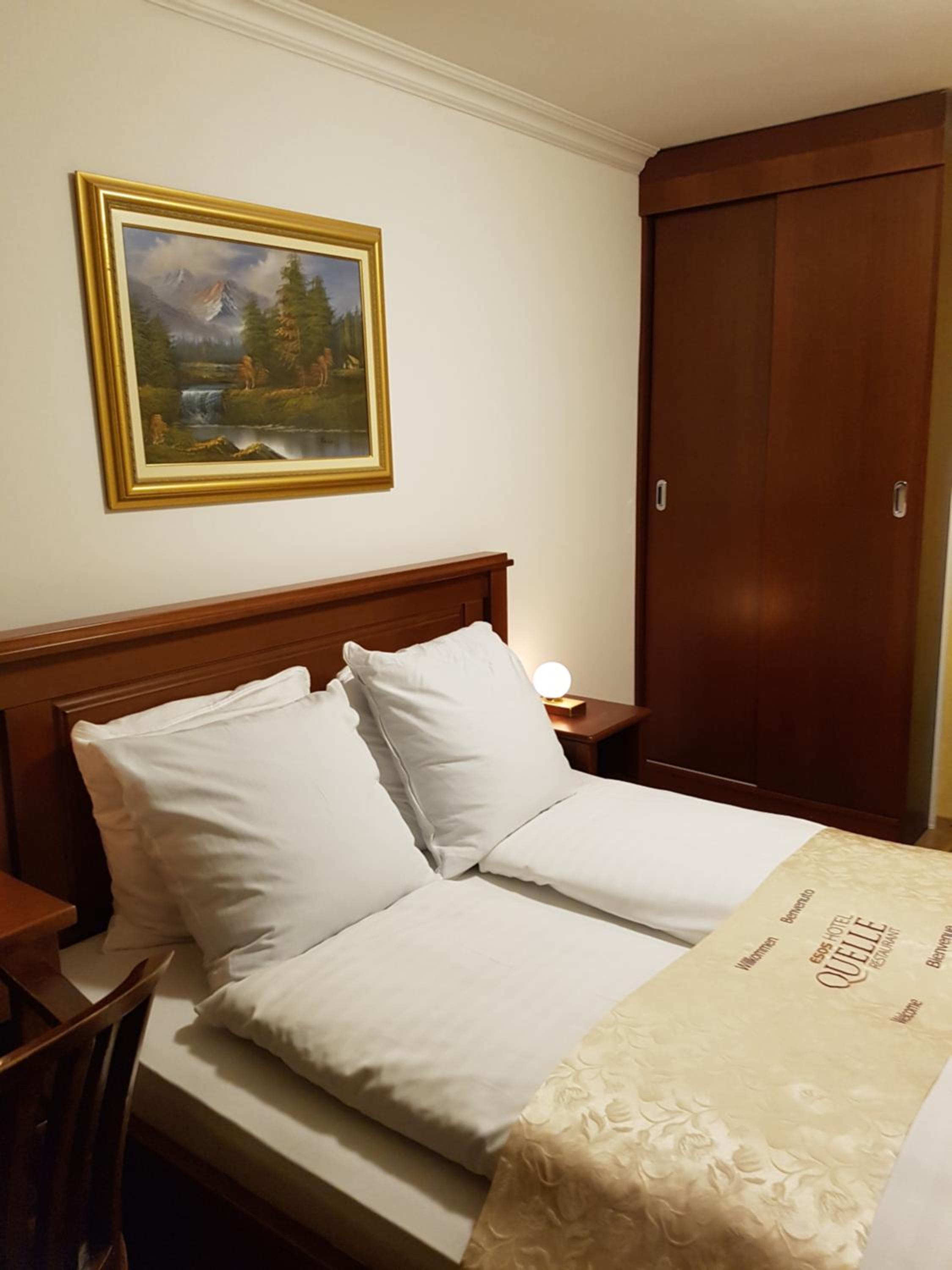 Standard Double Room - Photo 4
