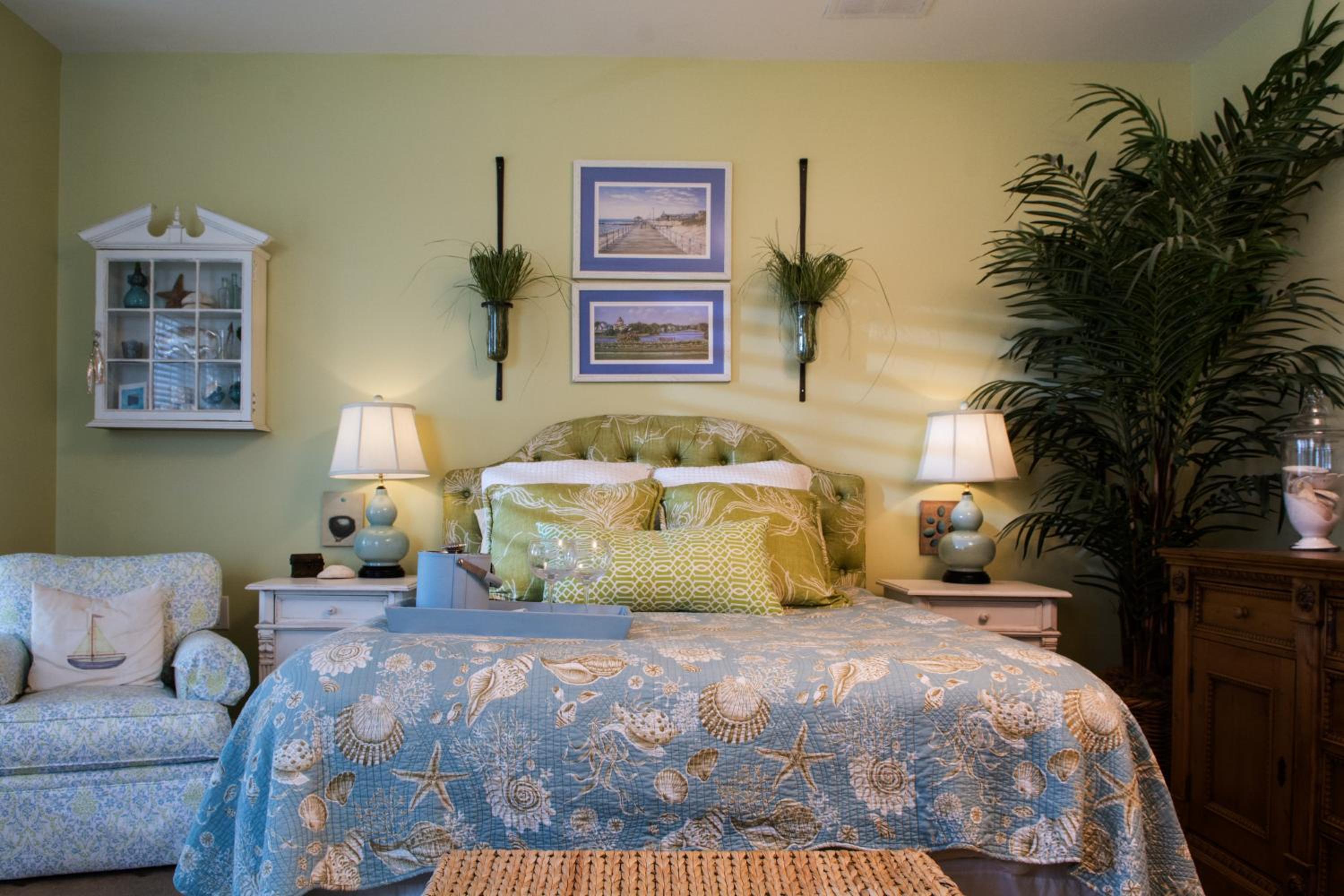 King Room with Balcony