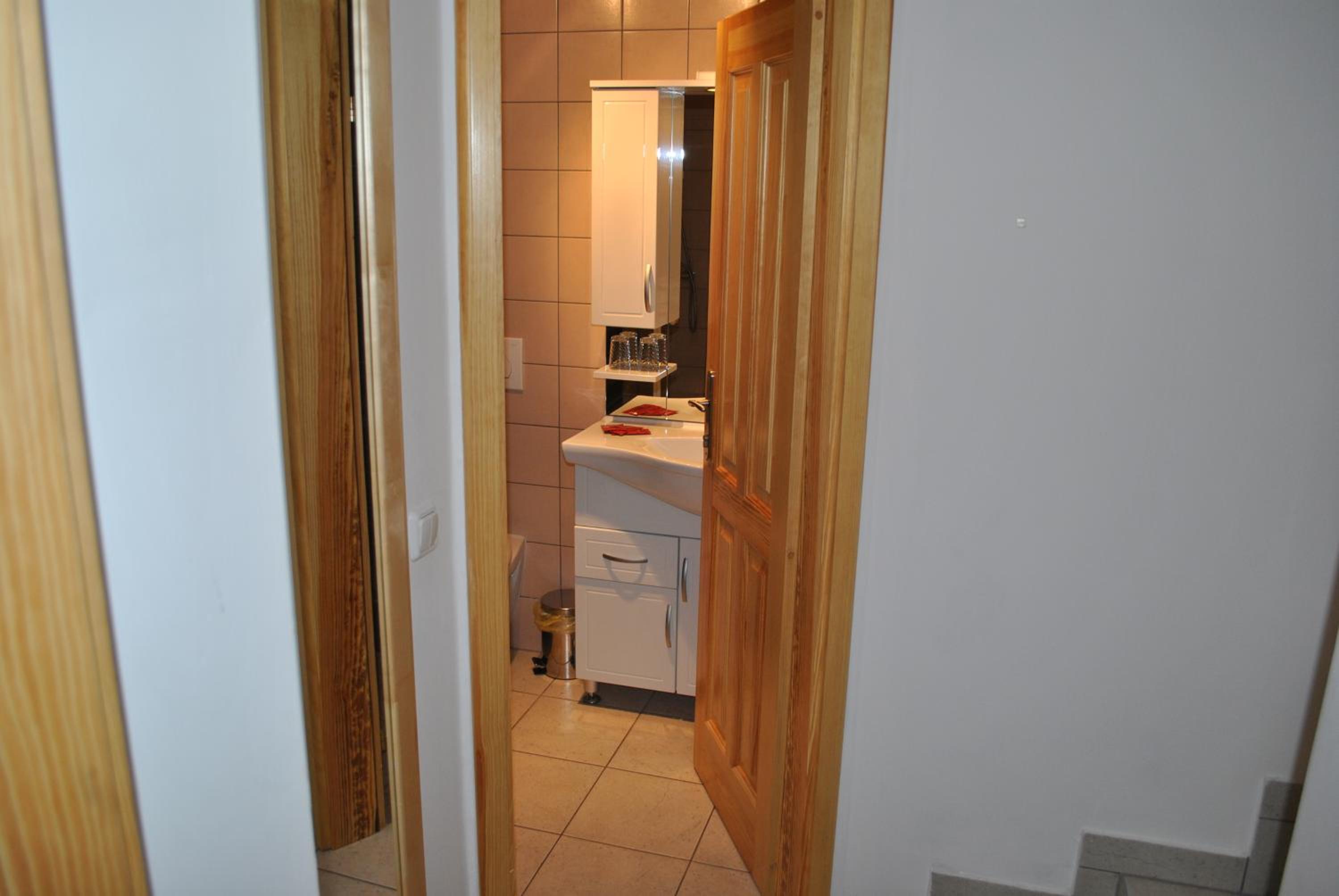 Standard Family Room - Photo 2