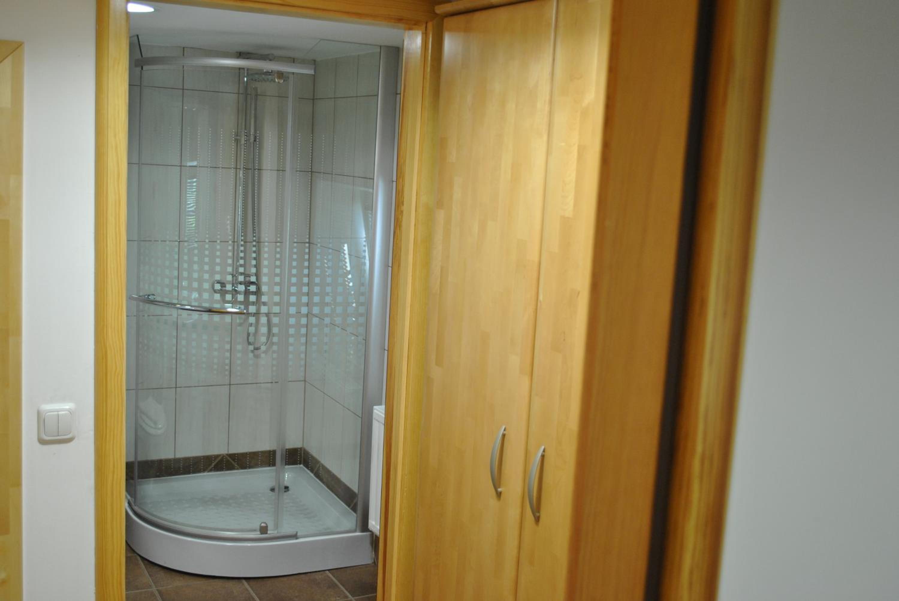 Quadruple Room - Photo 5