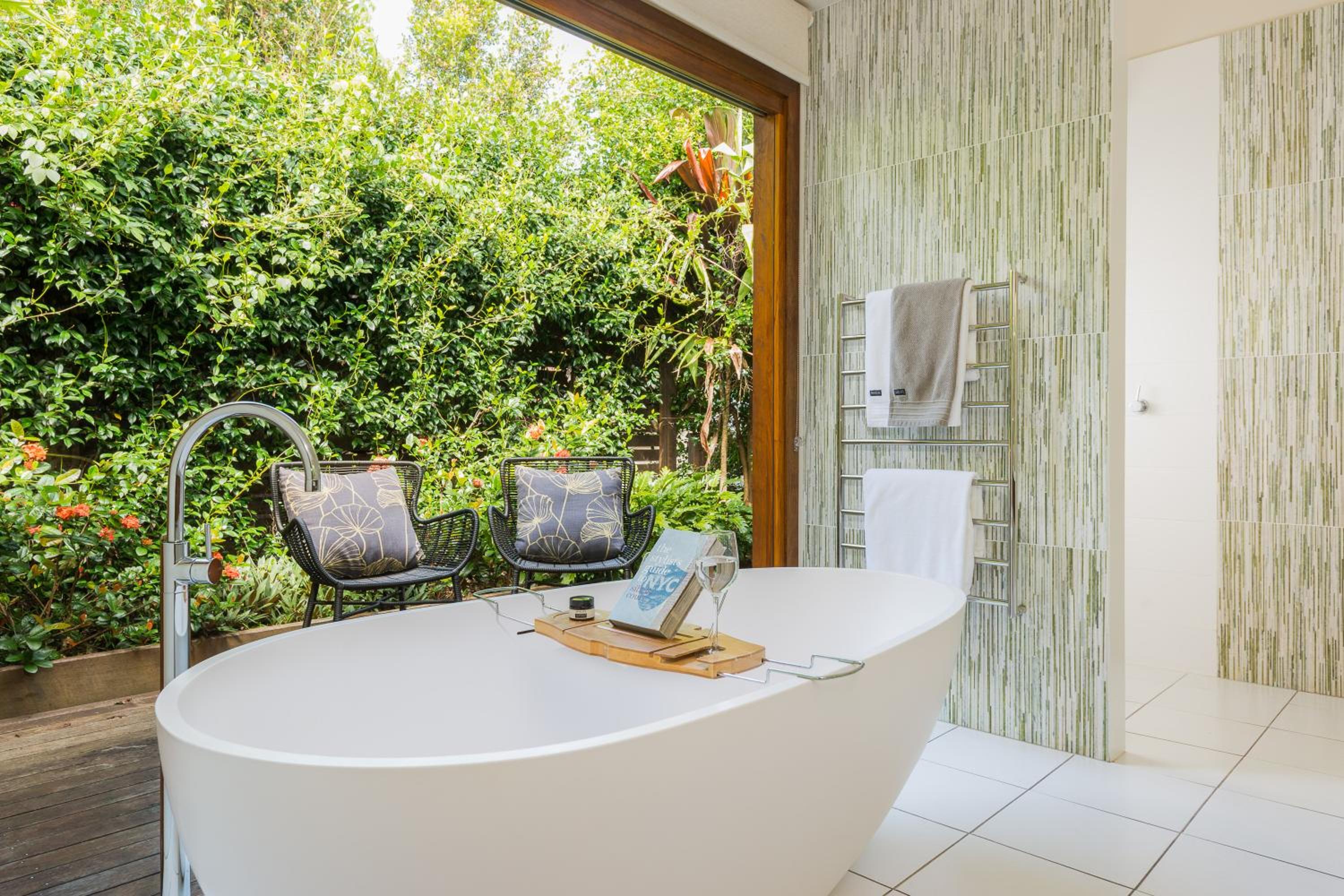Two-Bedroom Luxury Forest Villa - Photo 3