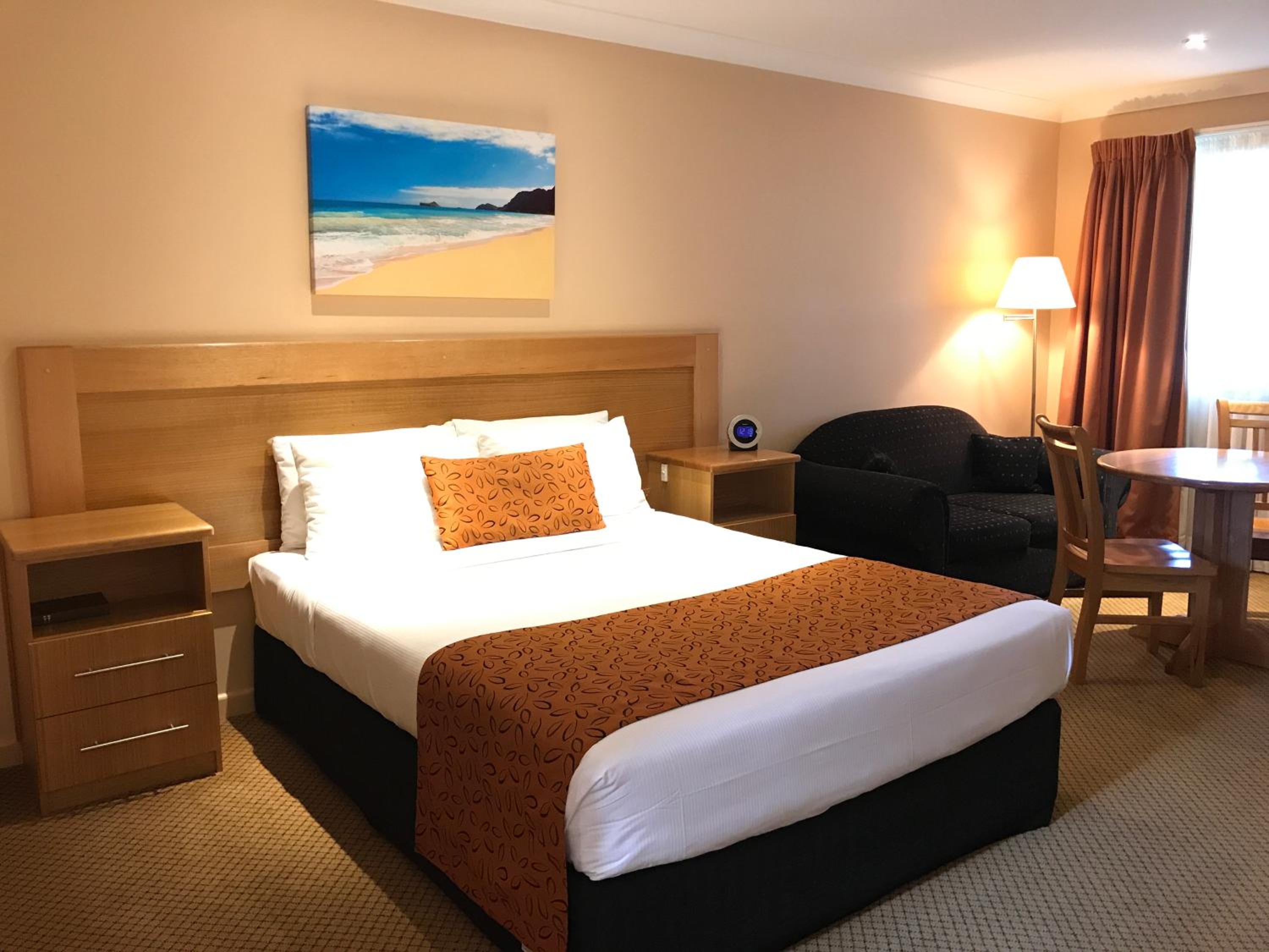 Executive Queen Room - Photo 14