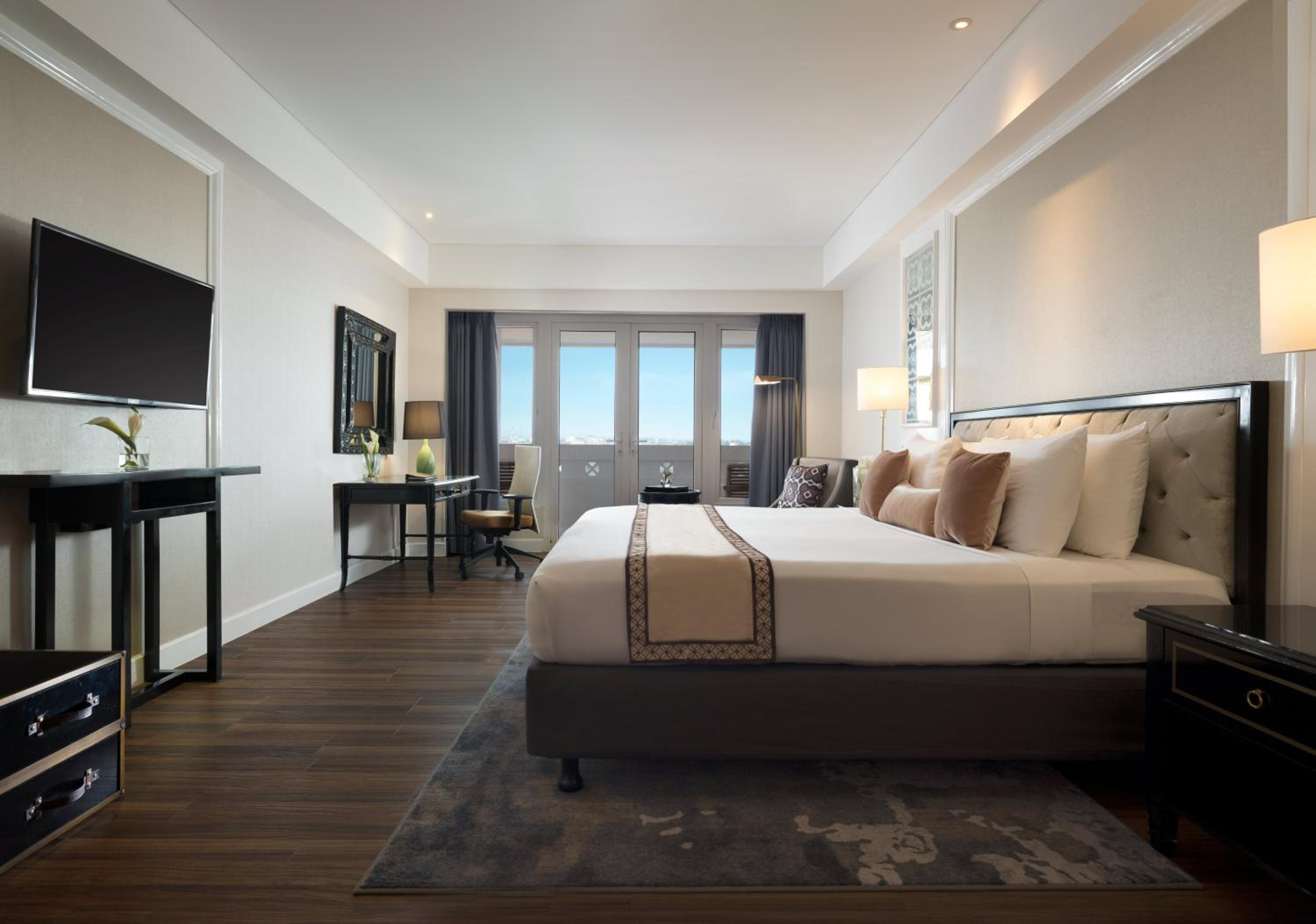 The Level Junior Suite - Photo 5