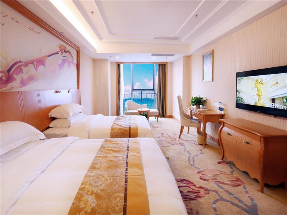 Deluxe Twin Room - Photo 2