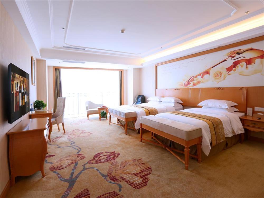Deluxe Twin Room - Photo 3