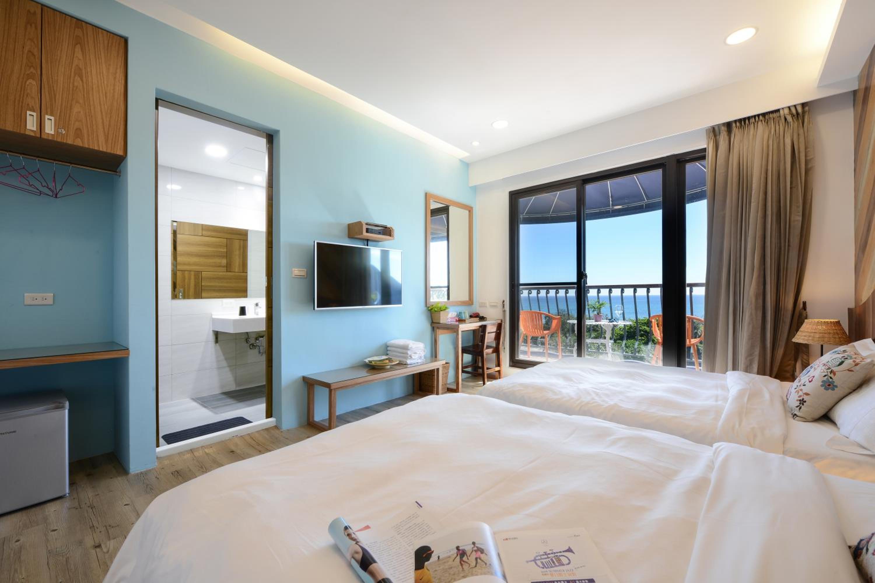 Standard Quadruple Room with Sea View photo 2