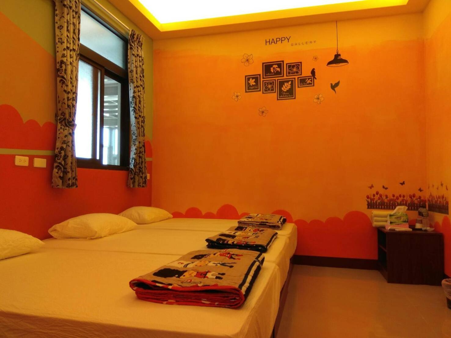 Mixed Dormitory Room photo 3