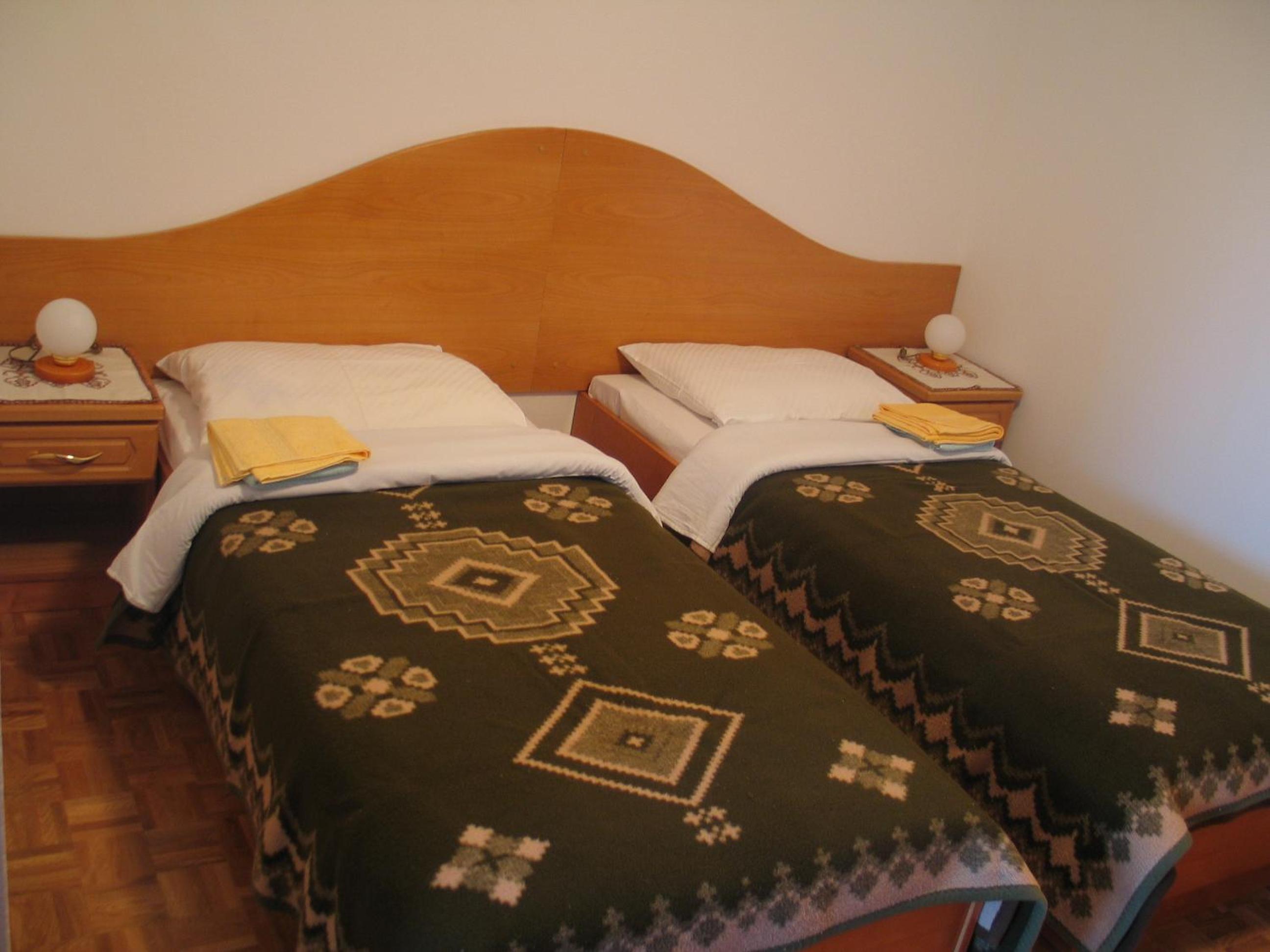 Double Room - Photo 2