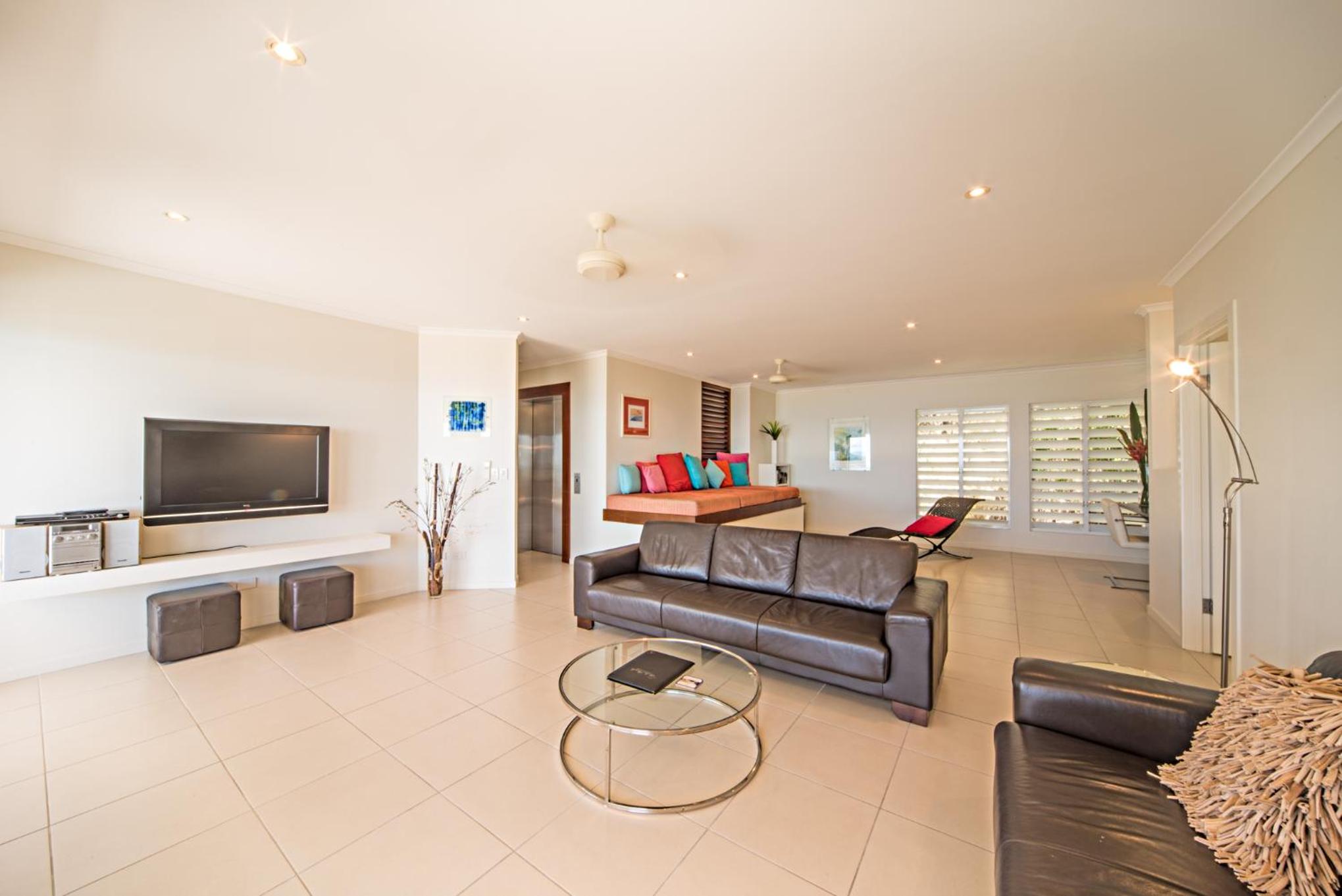Penthouse Apartment photo 1