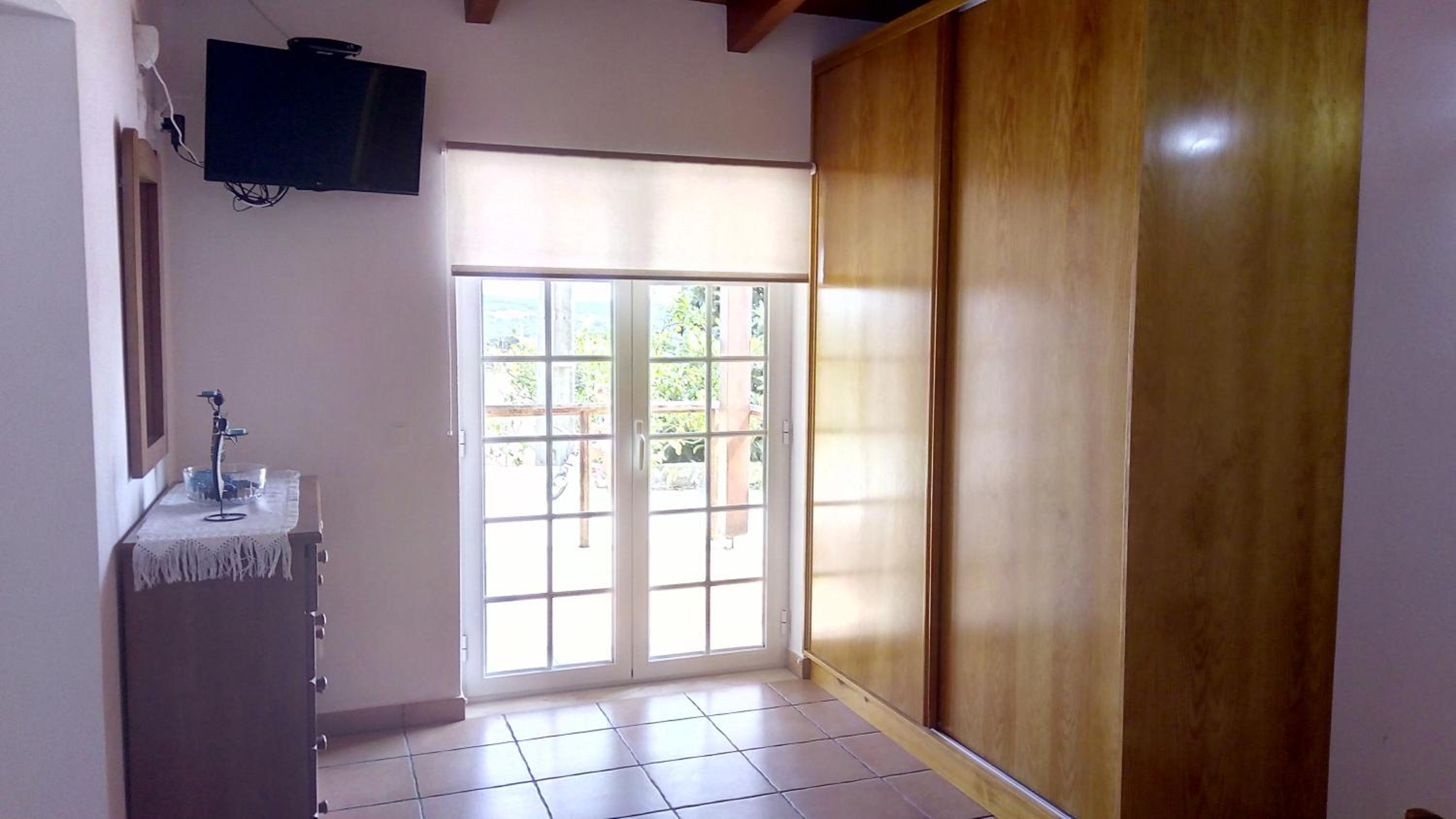 One-Bedroom House photo 3