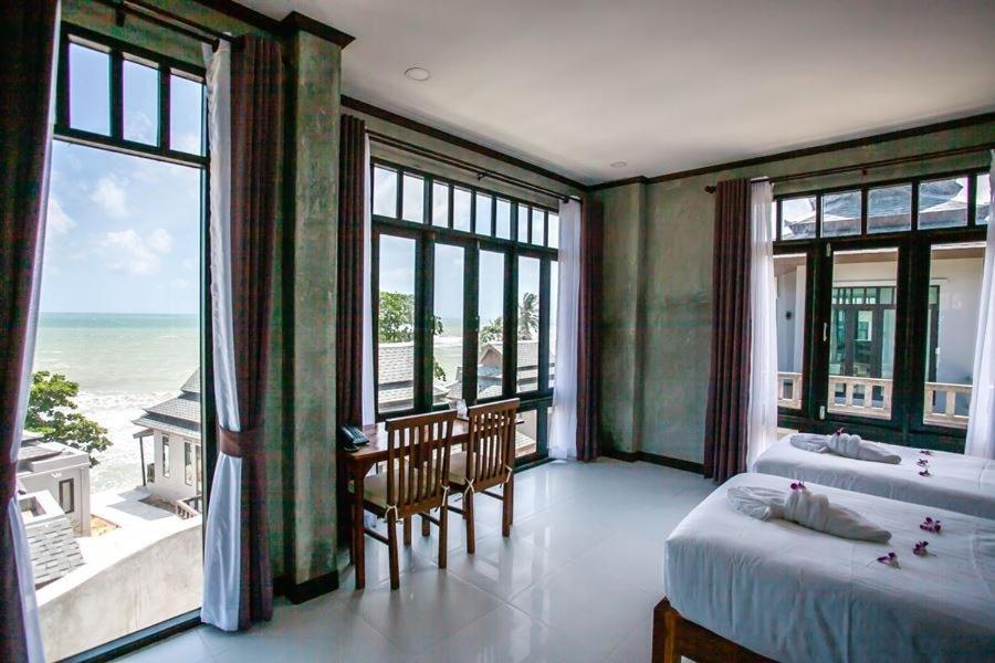 Villa with Private Pool photo 2