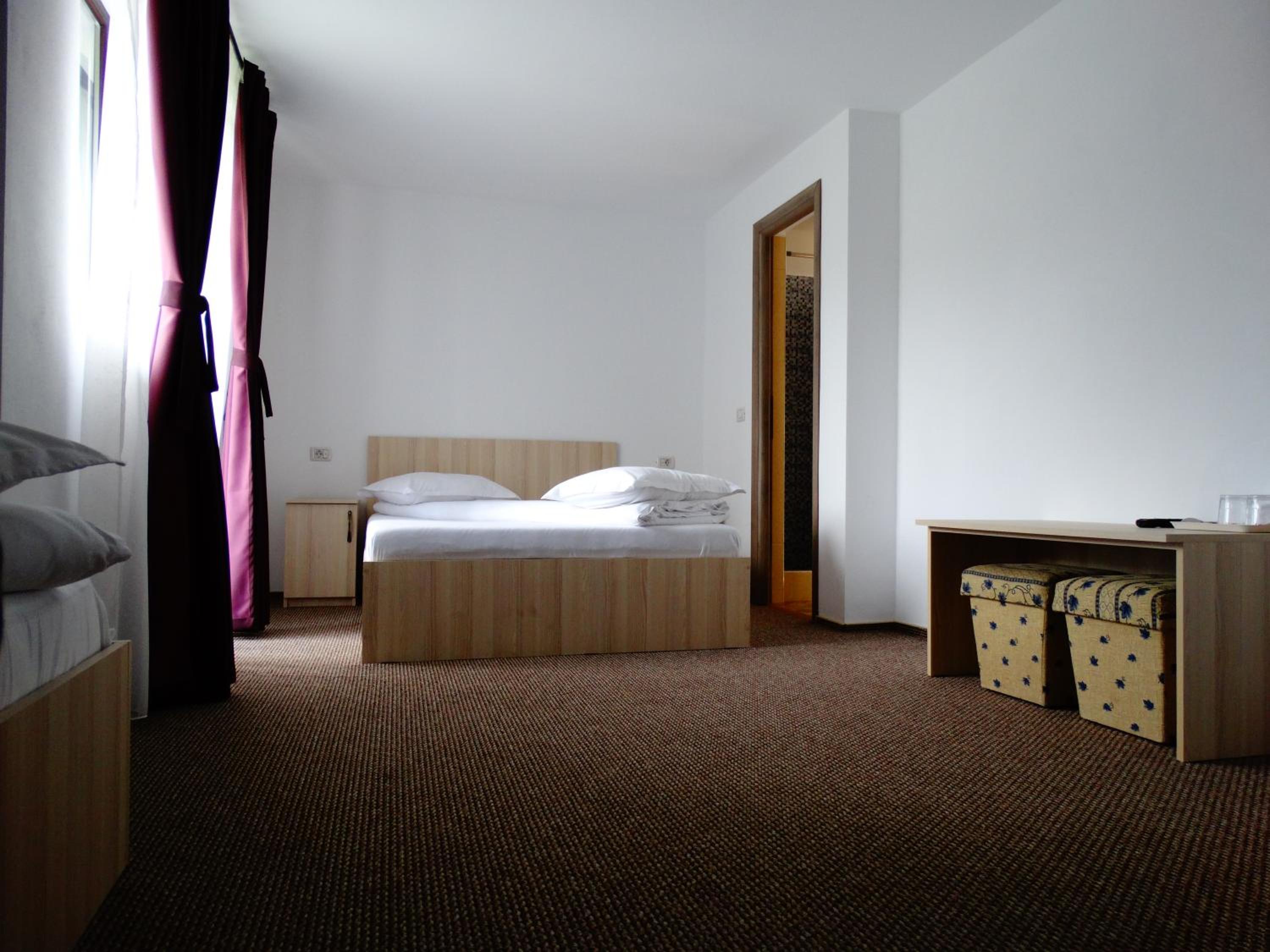 Quadruple Room with Bathroom photo 1