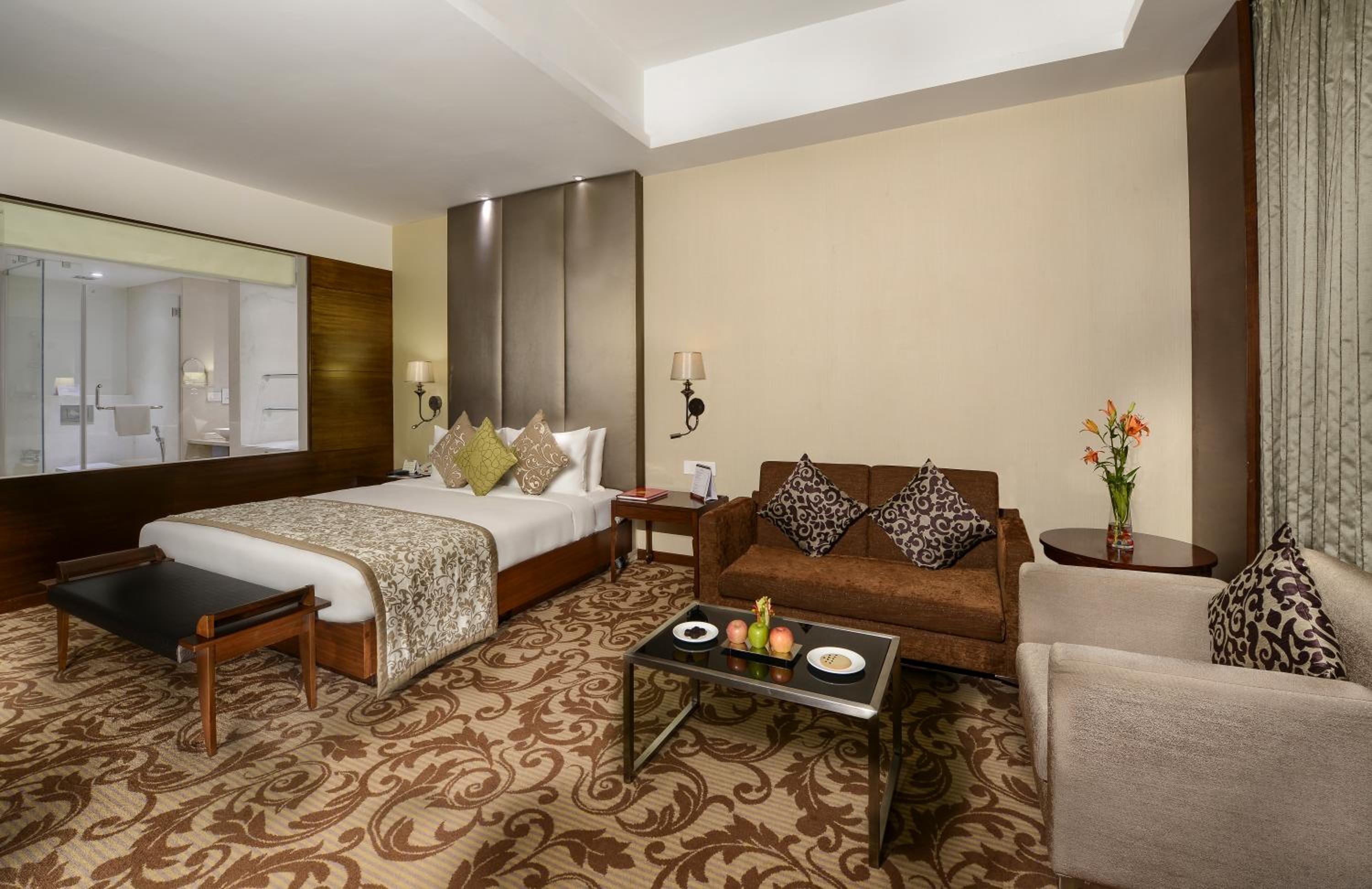 Suite Room with 2 Pints of Beer and 15 Minutes complimentary Foot Spa Suite Room with 2 Pints of Beer and 15 Minutes complimentary Foot Spa
