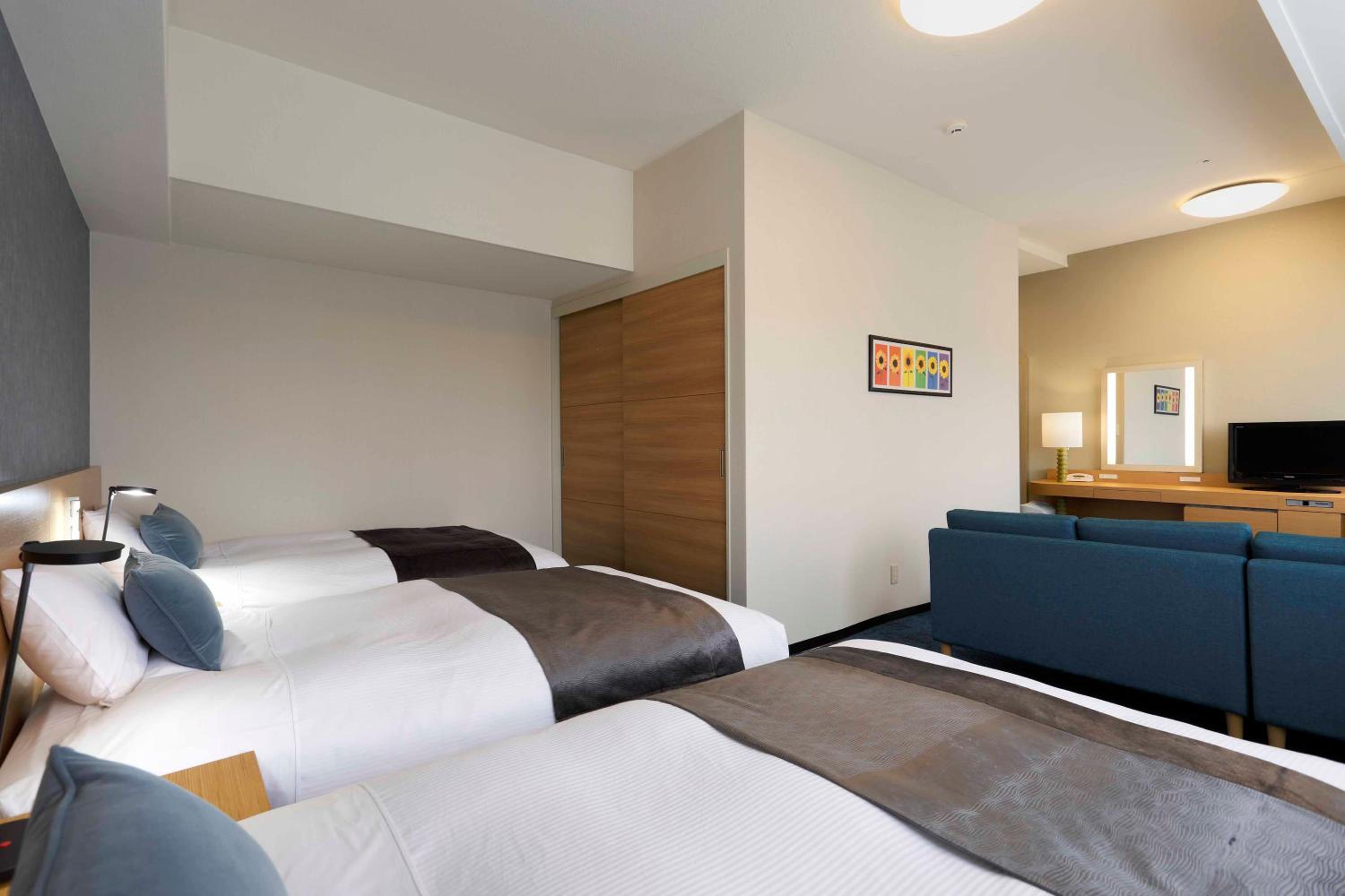 Deluxe Triple Room - Non-Smoking - Photo 3