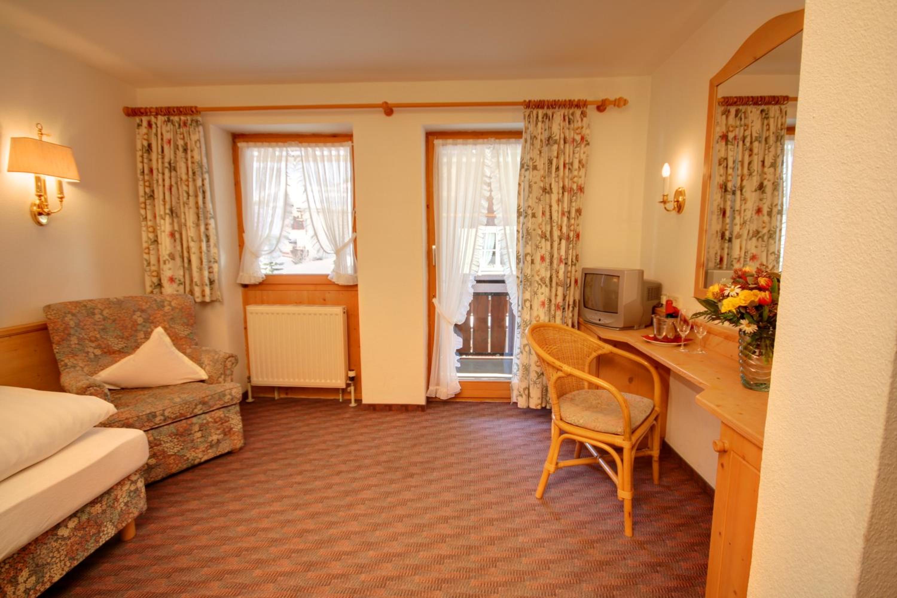 Single Room photo 2