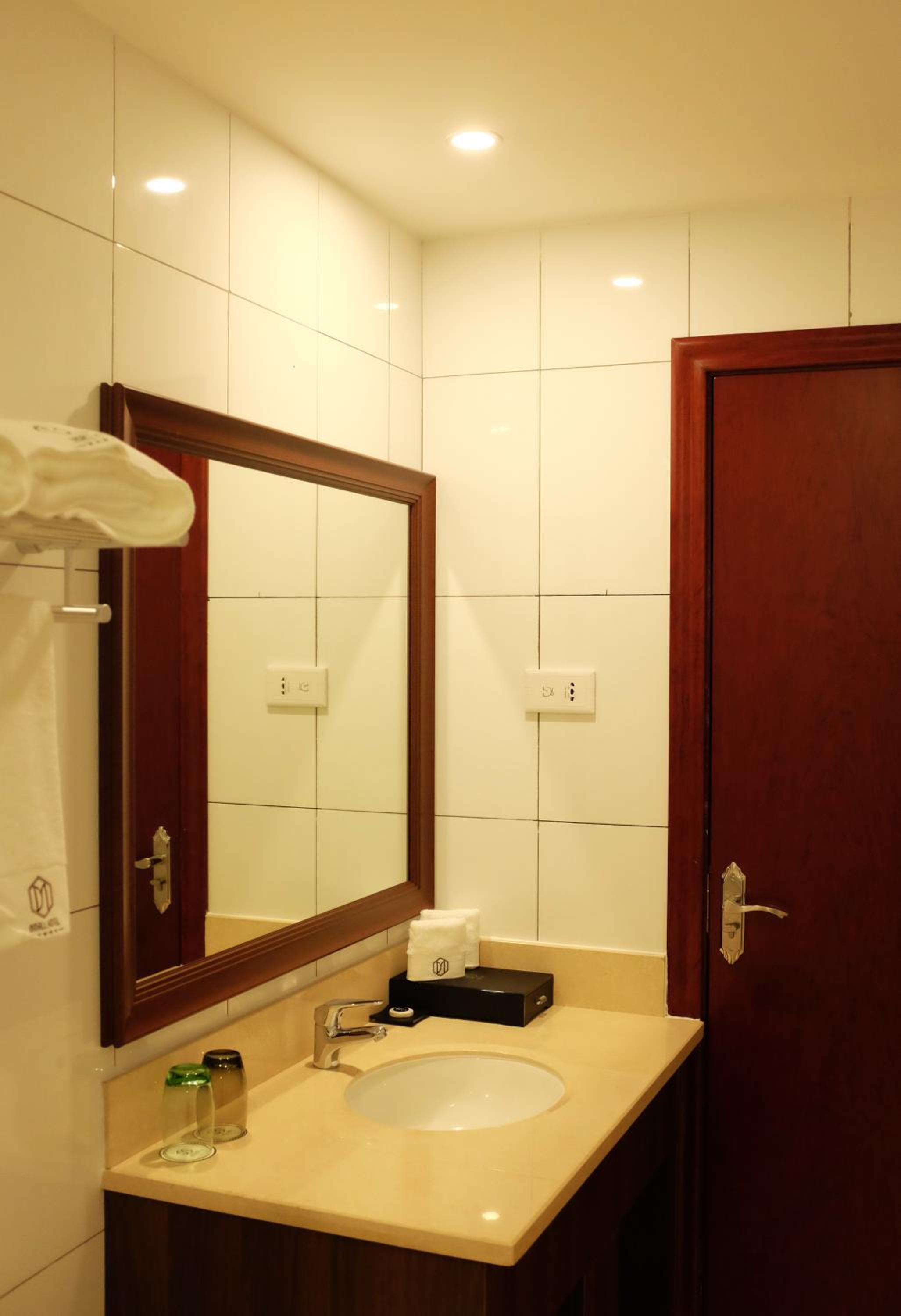 Standard Double or Twin Room photo 2