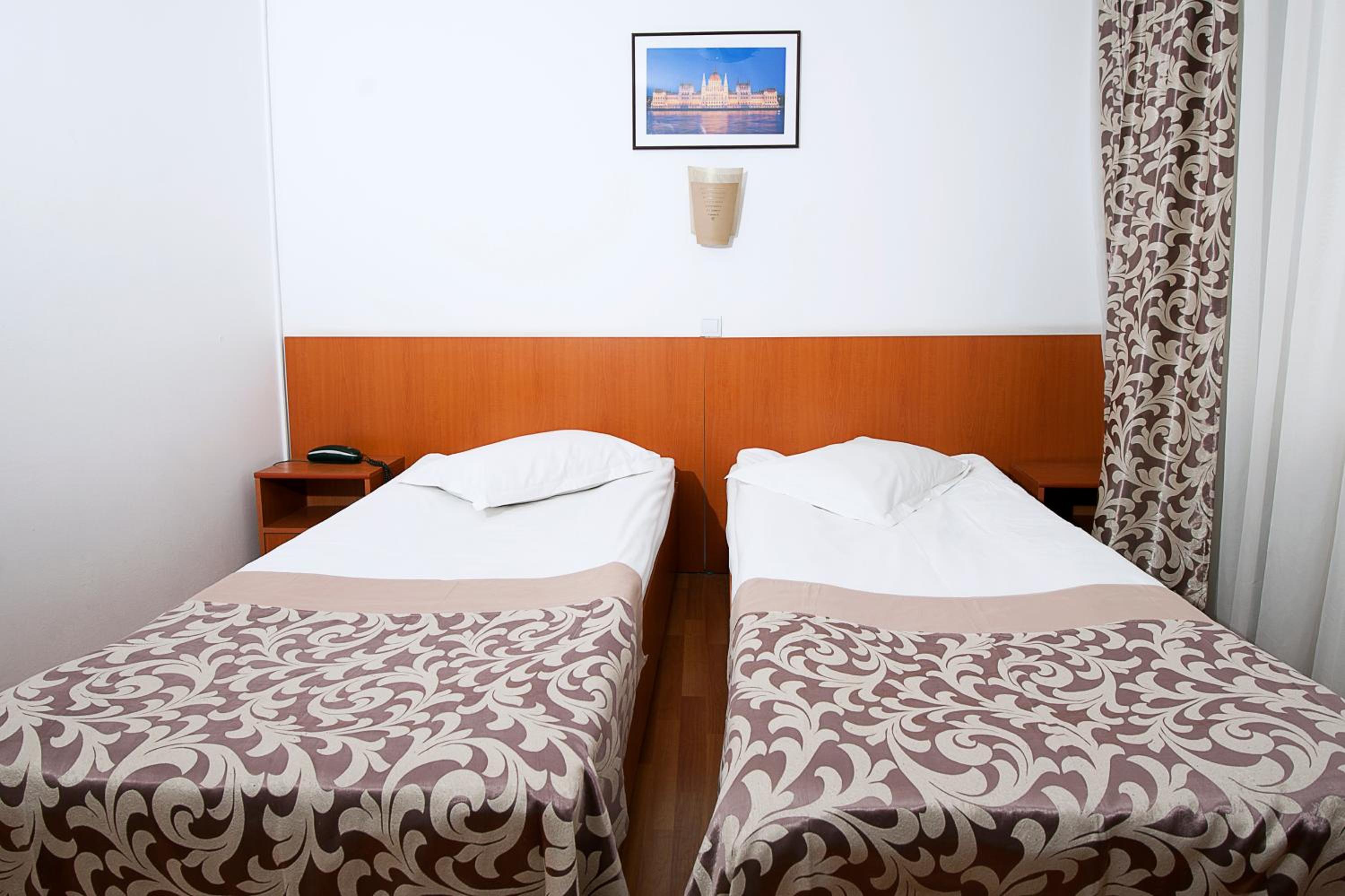 Twin Room photo 1