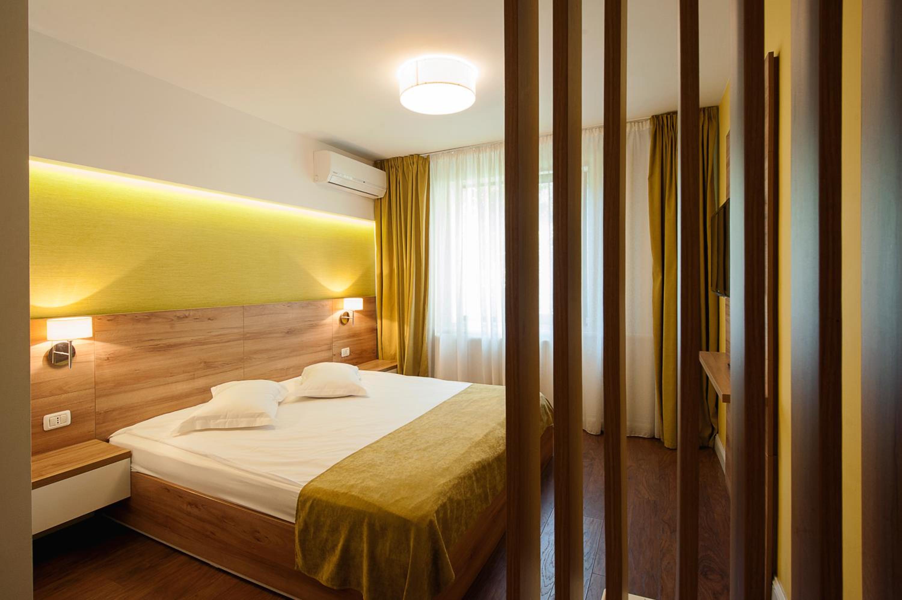 Superior Double or Twin Room photo 2