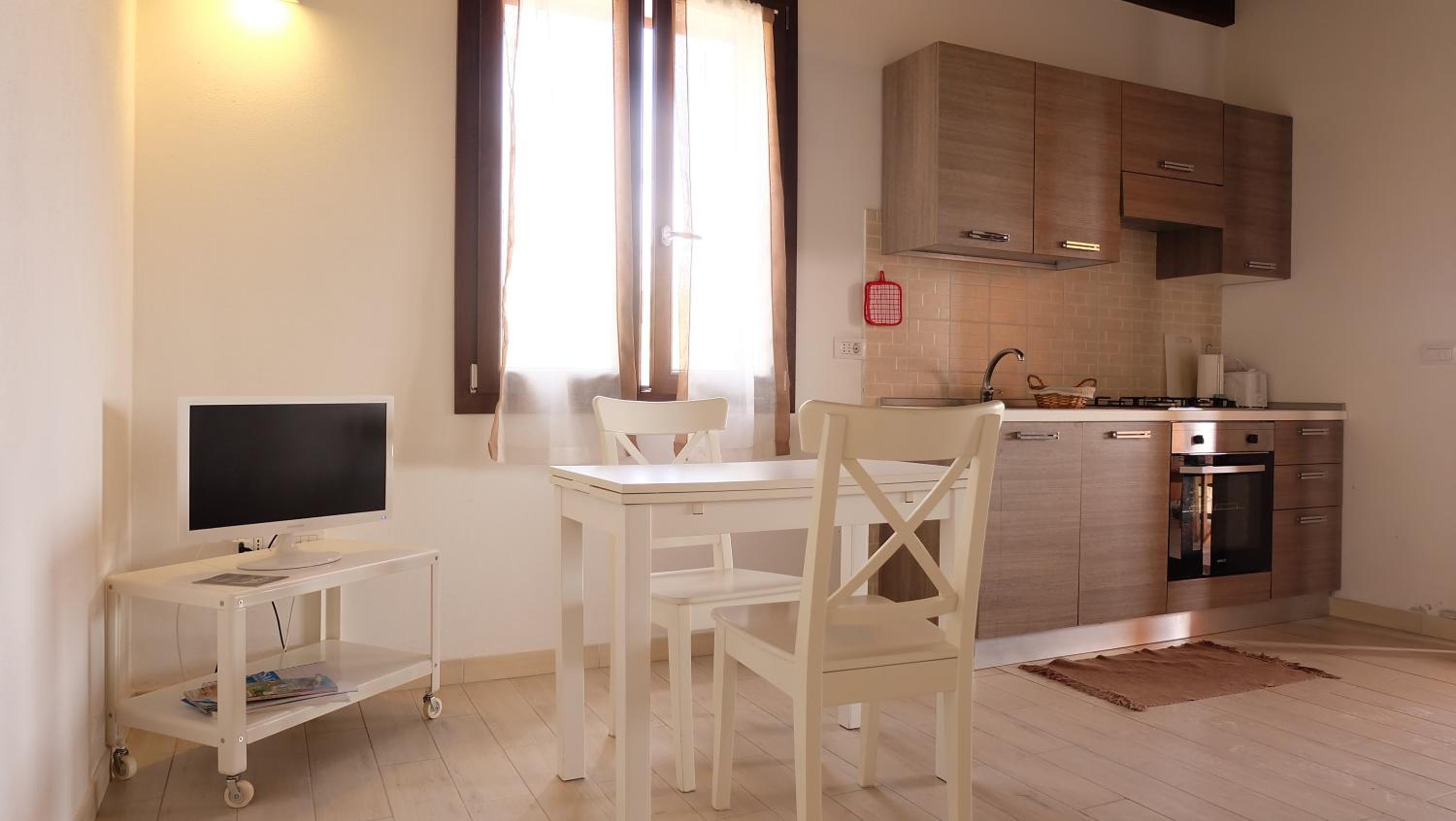 One-Bedroom House photo 2