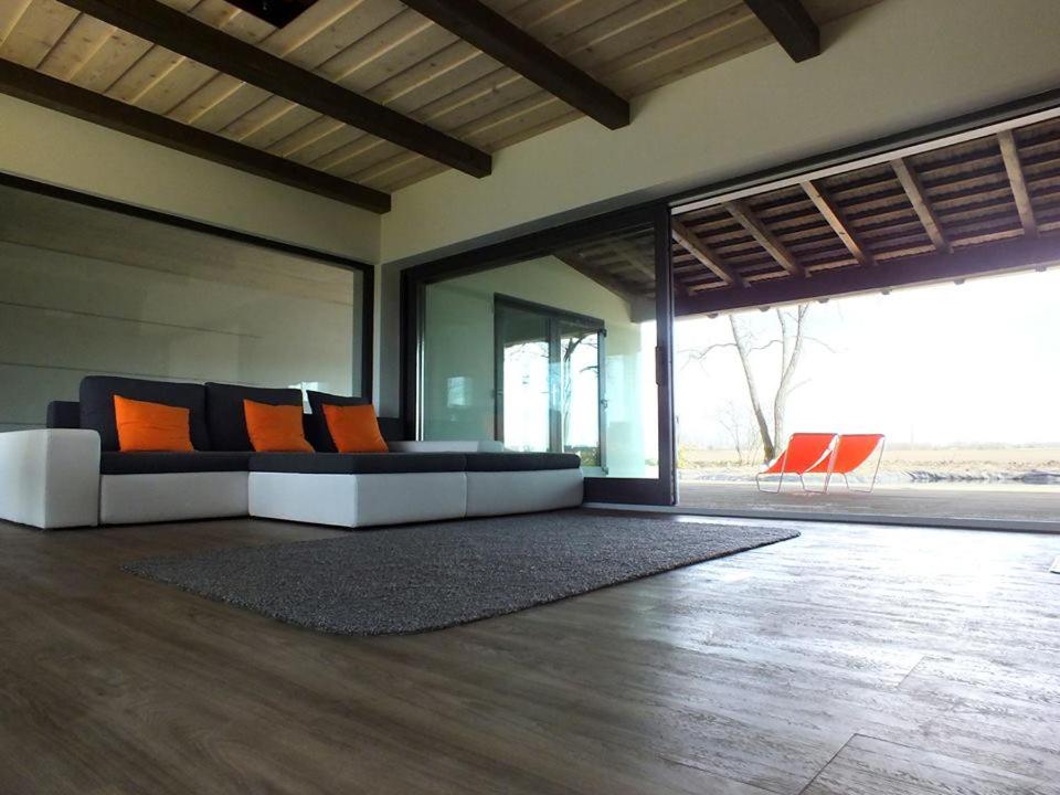 Superior Villa photo 1