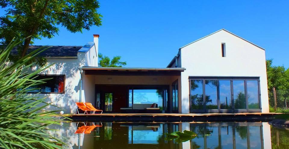 Superior Villa photo 2