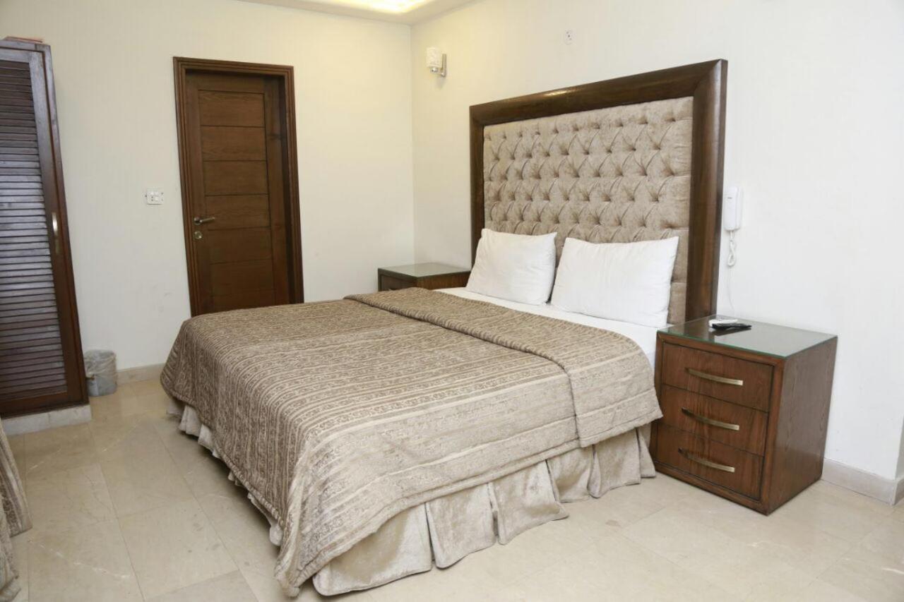 Budget Single Room