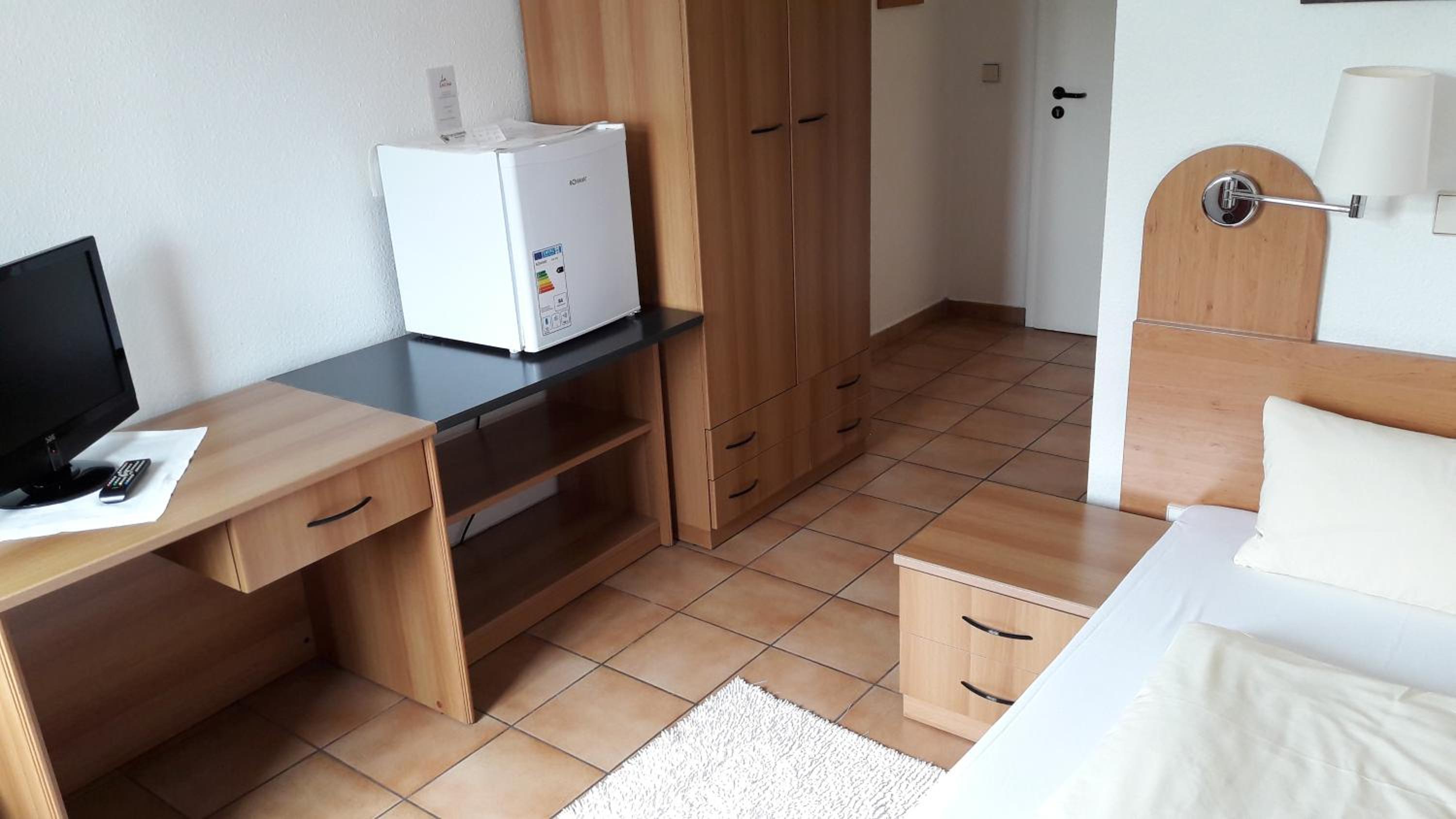 Single Room photo 3
