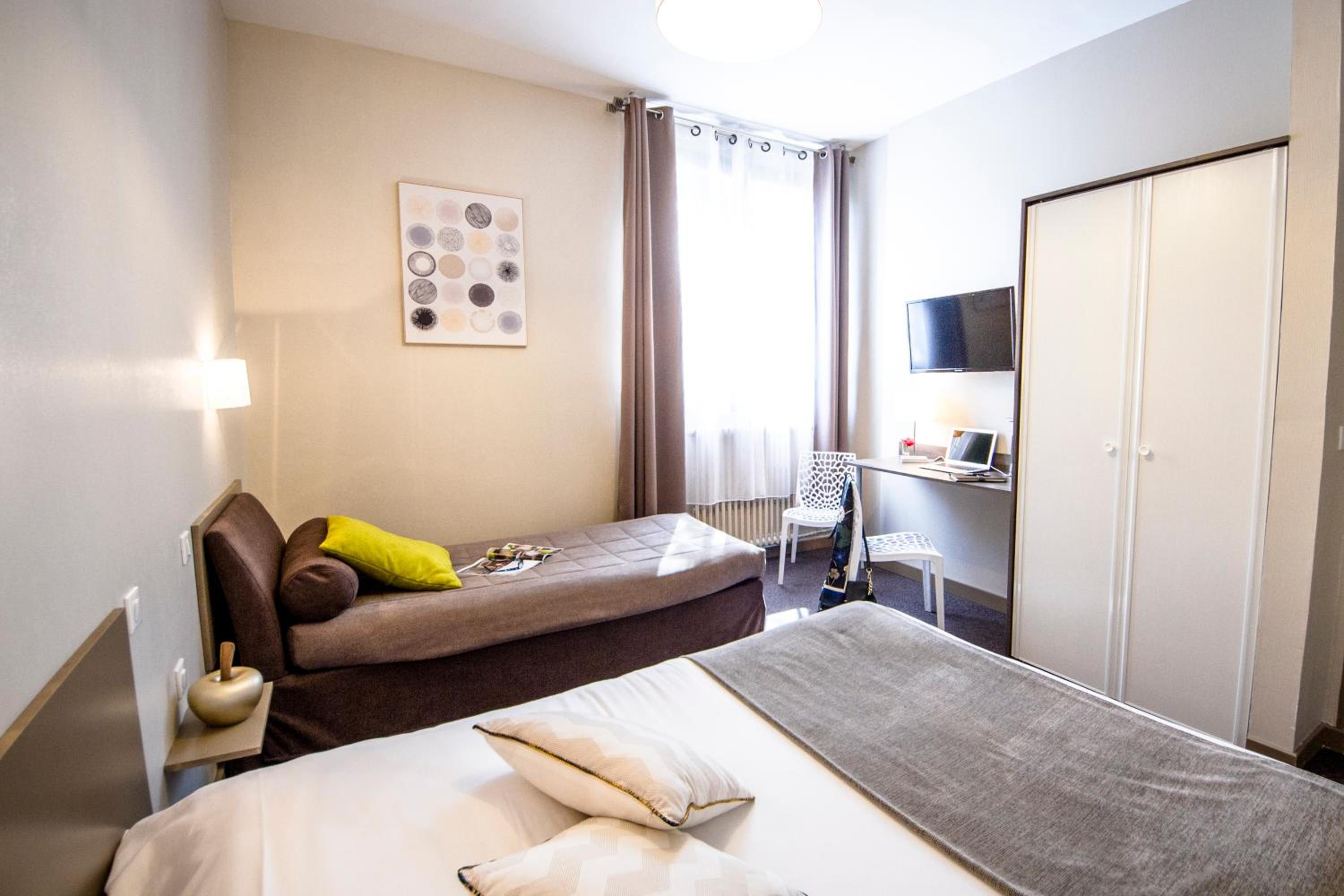 Triple Room photo 2
