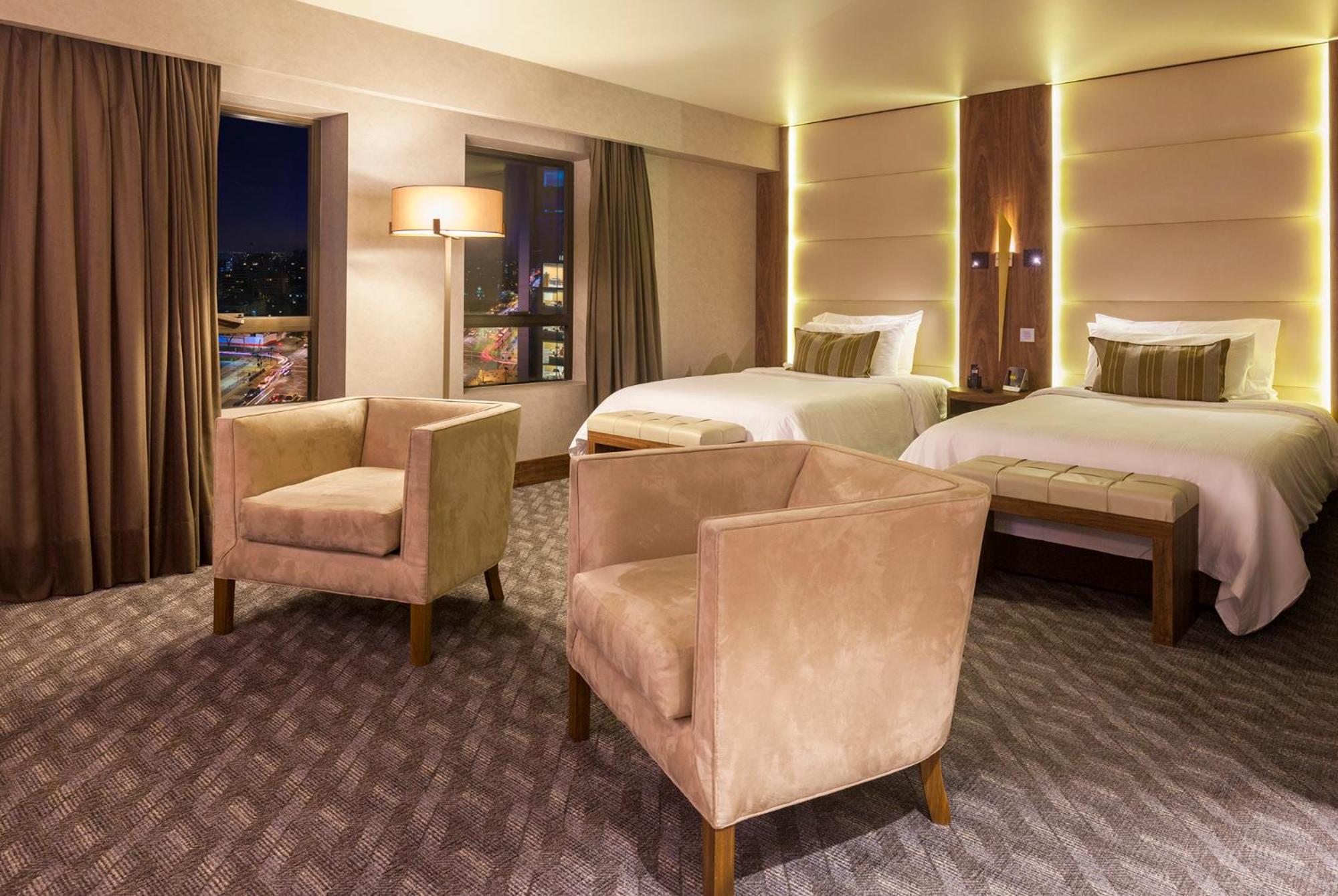 Deluxe Twin Room - Photo 2