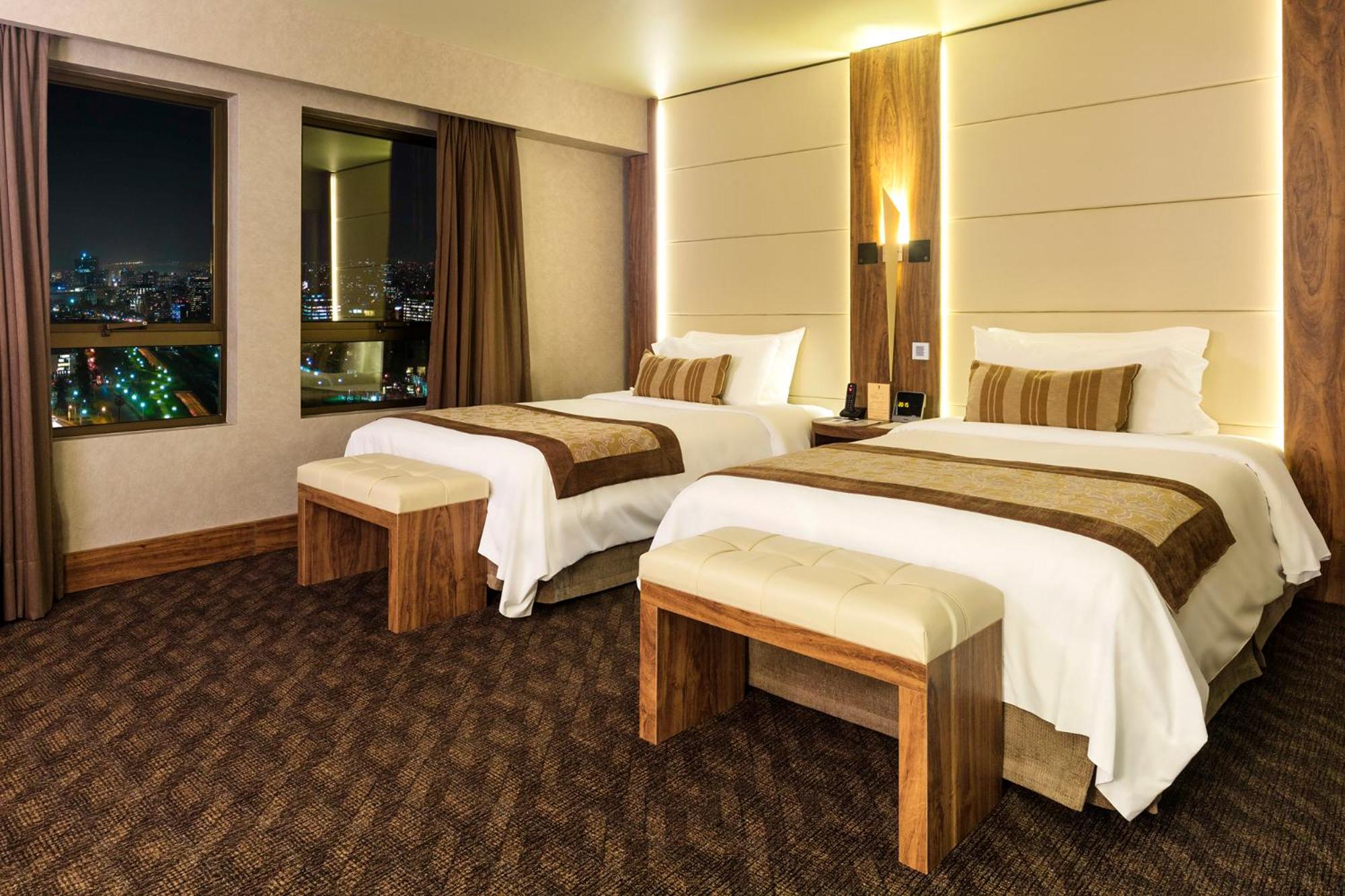 Standard Twin Room - Photo 3