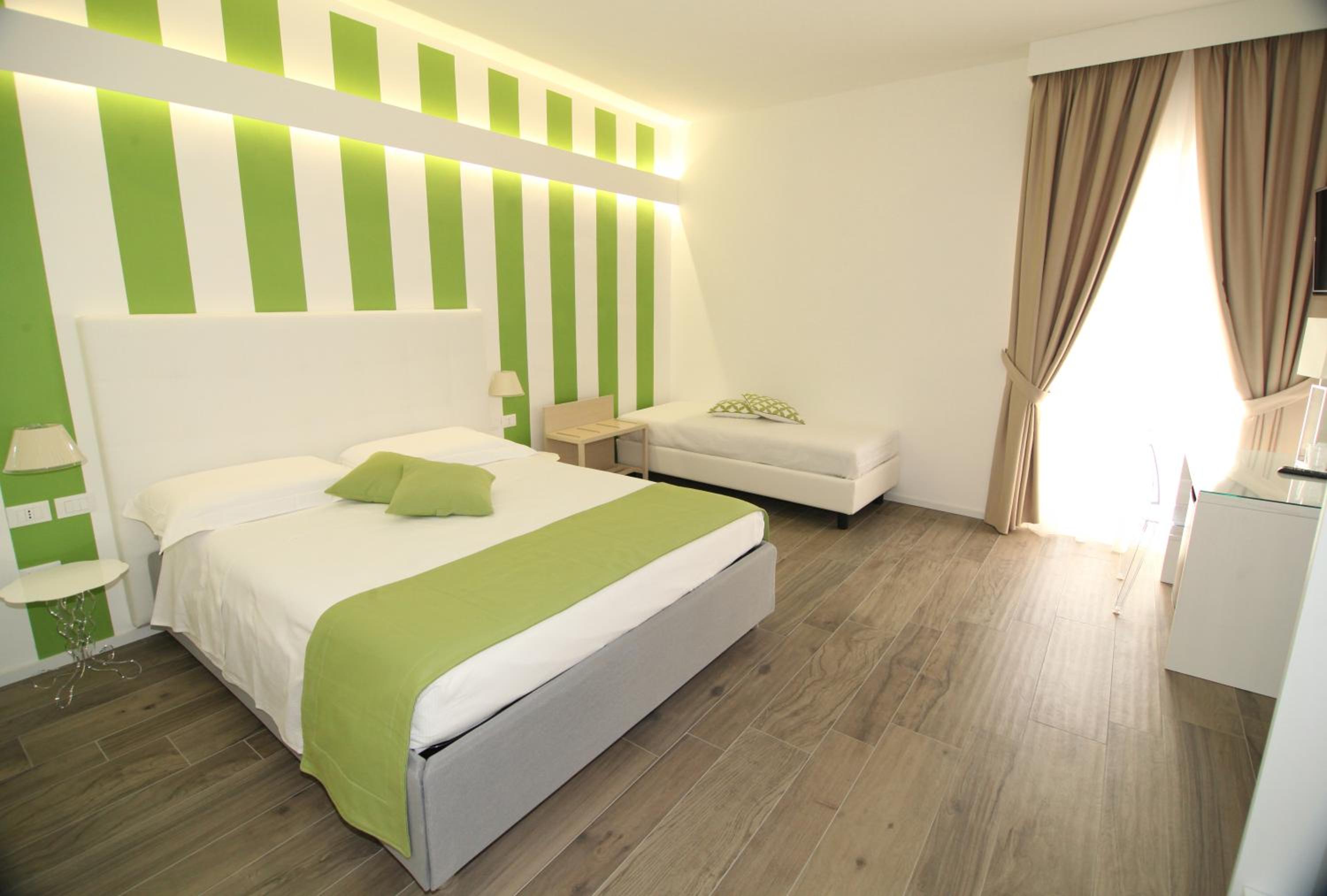 Superior Triple Room photo 1