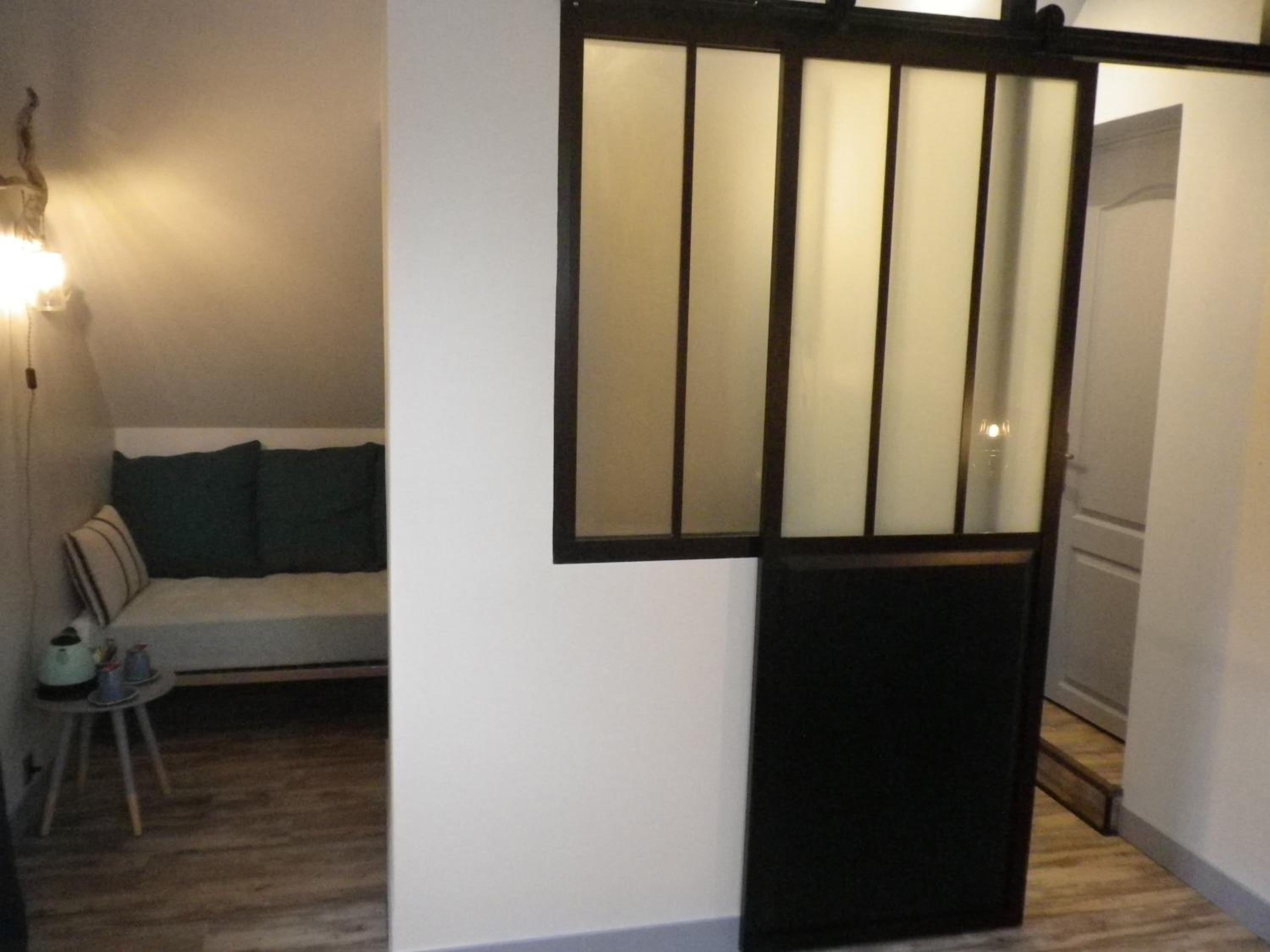 Basic Triple Room photo 1