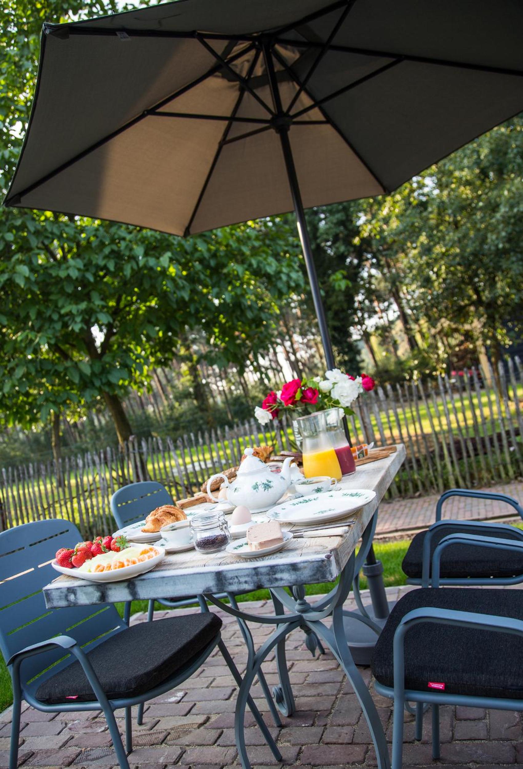 Double Room with Terrace and Private Garden photo 2