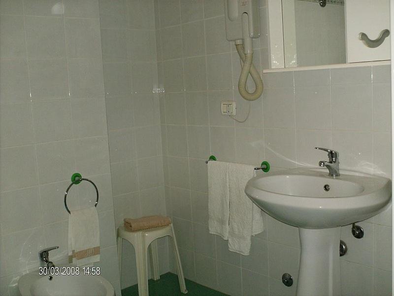 Superior Triple Room - Photo 4