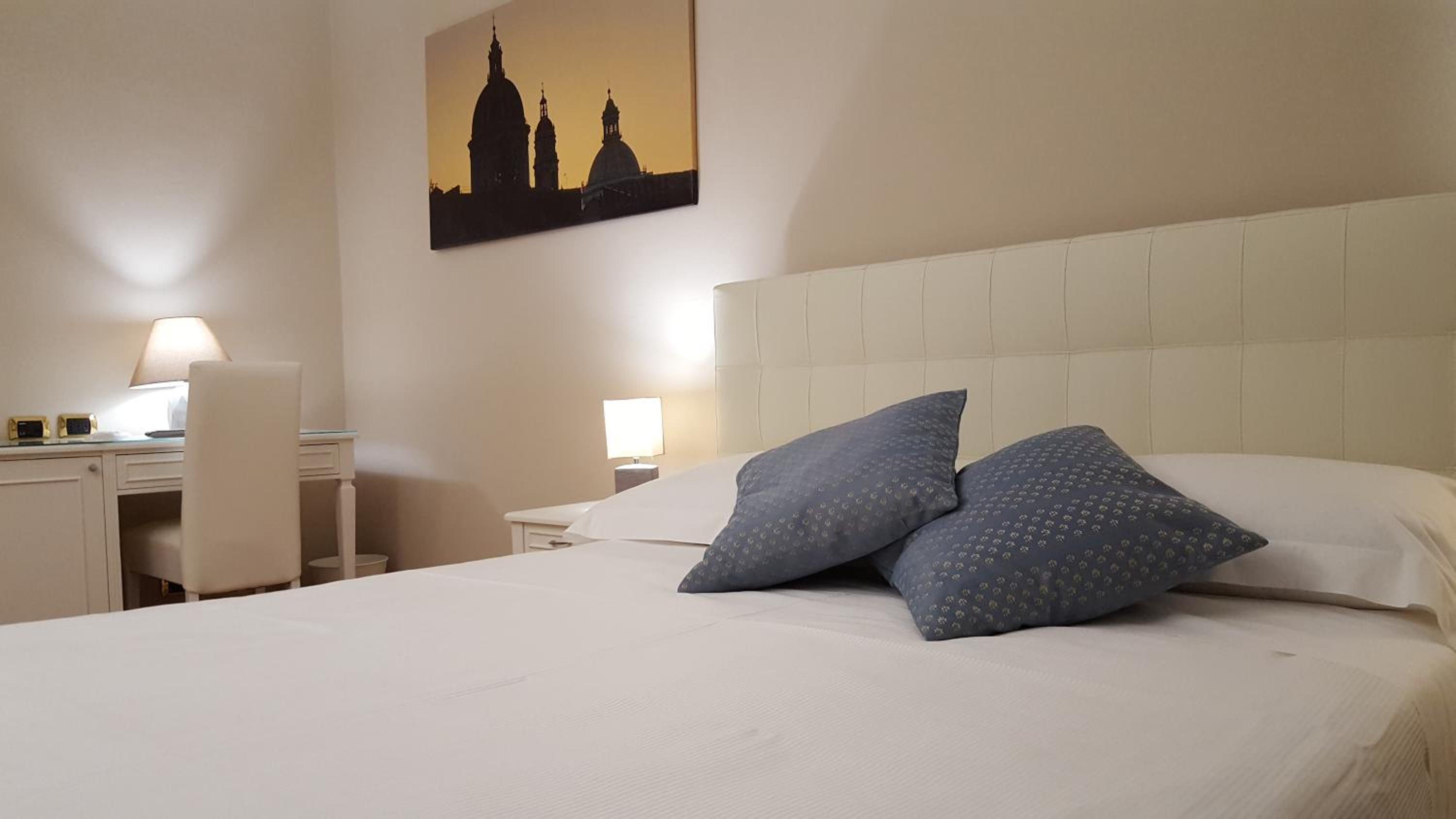 Chambre Double Standard (1 Adulte)