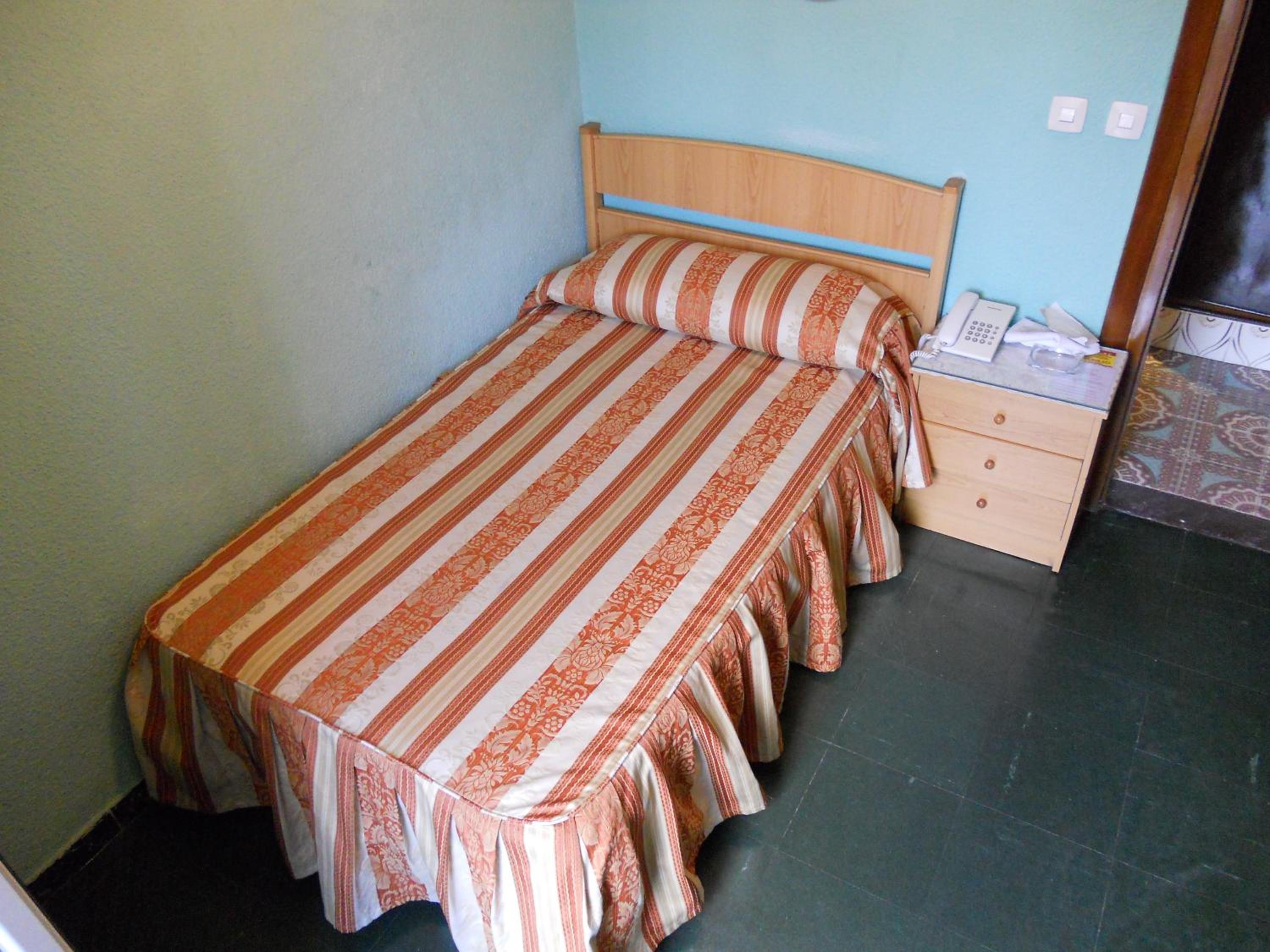 Single Room photo 3