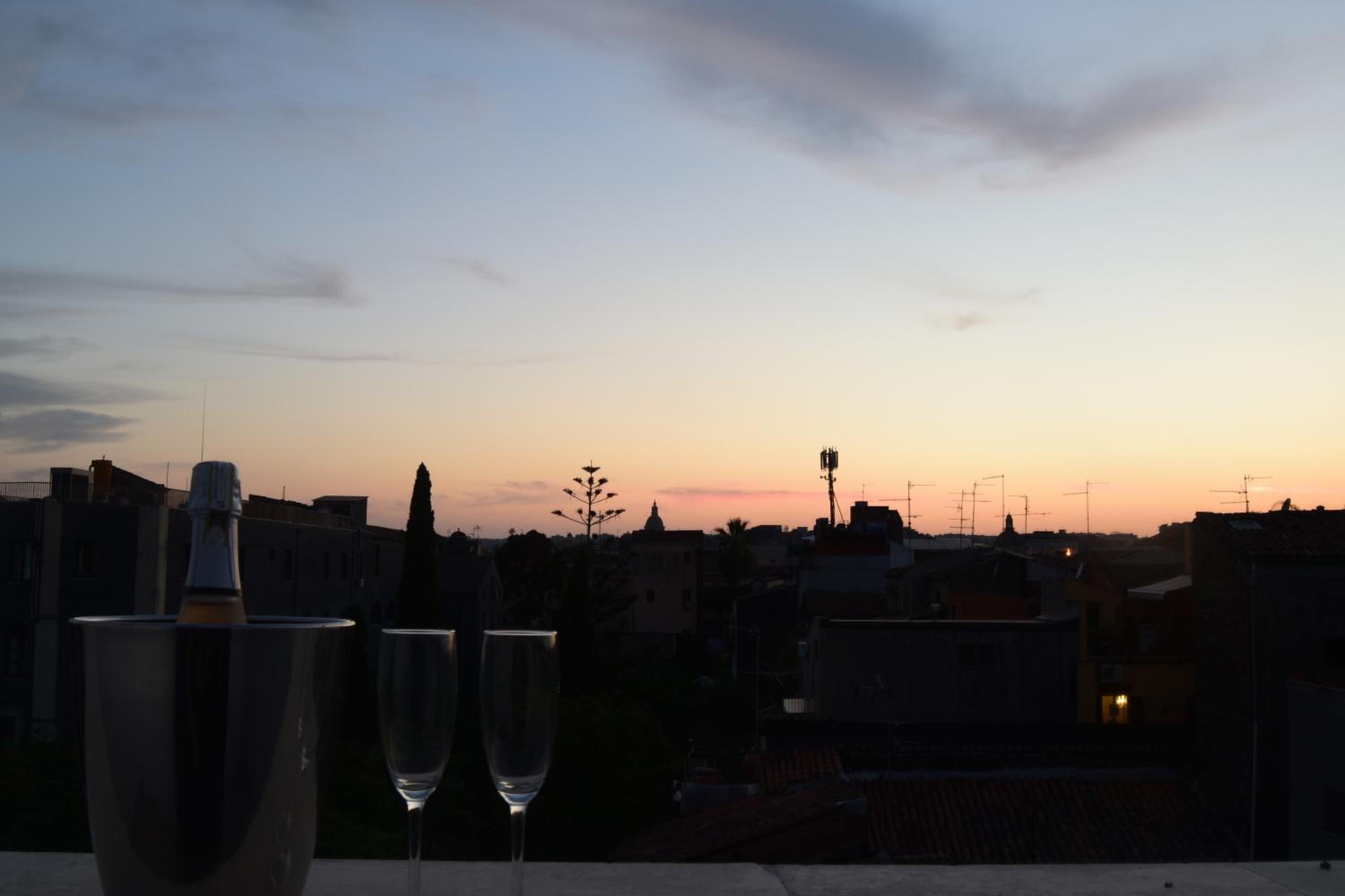 Suite - Photo 6