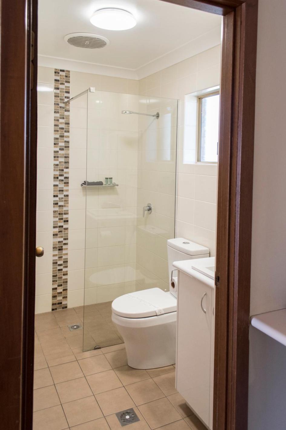 Double Room - Disability Access photo 2