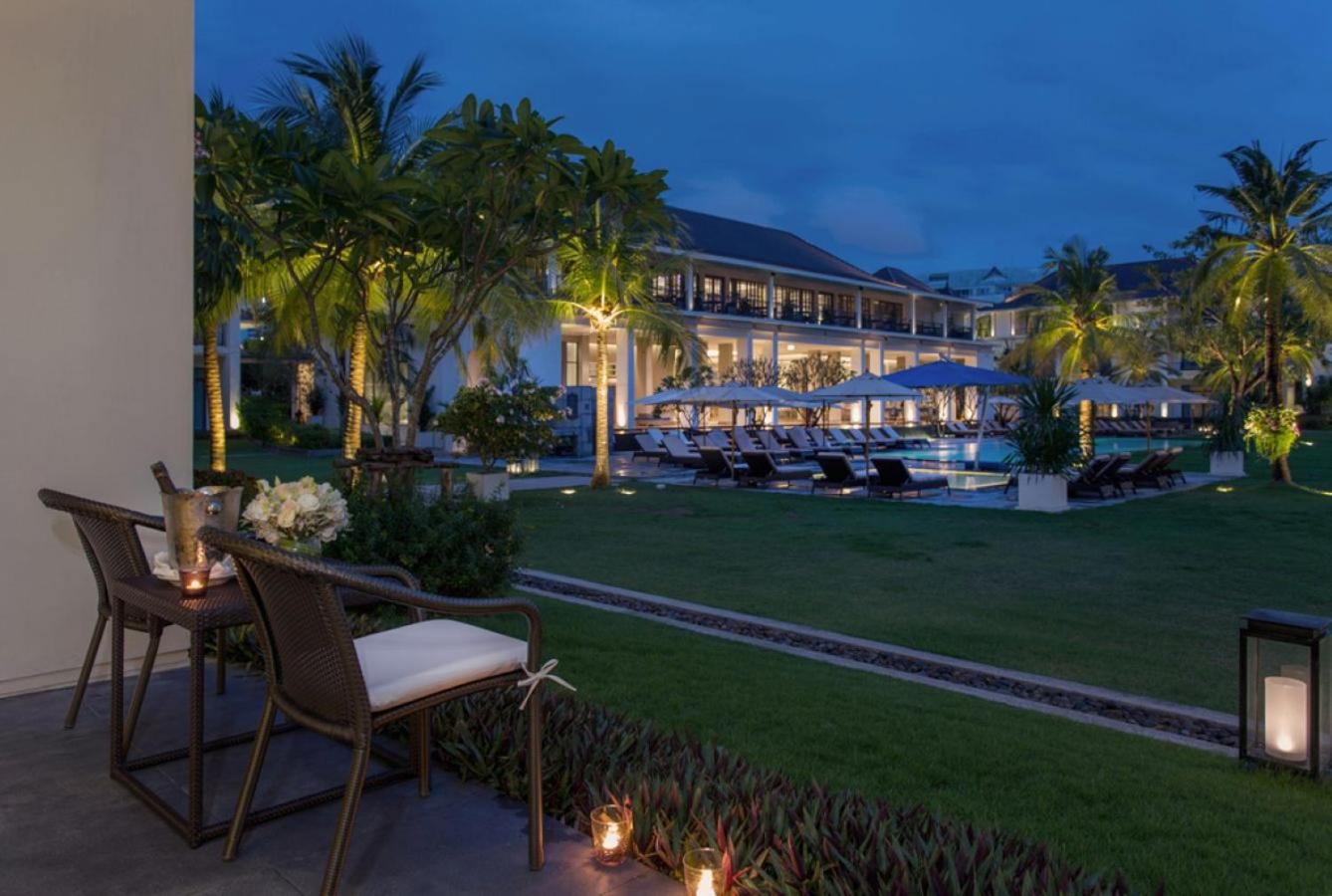 Double or Twin Room with Pool View