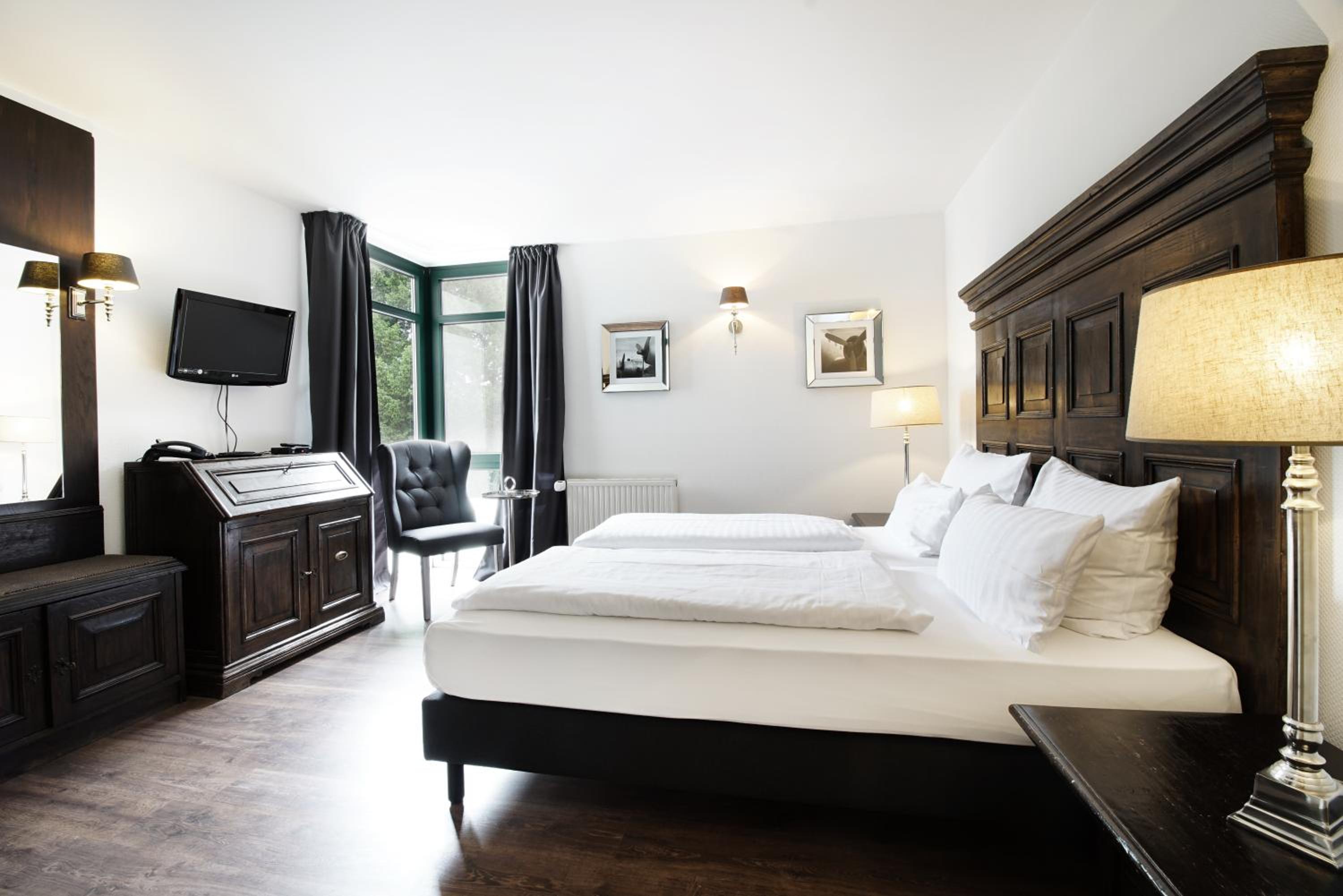 Double Room - Photo 2