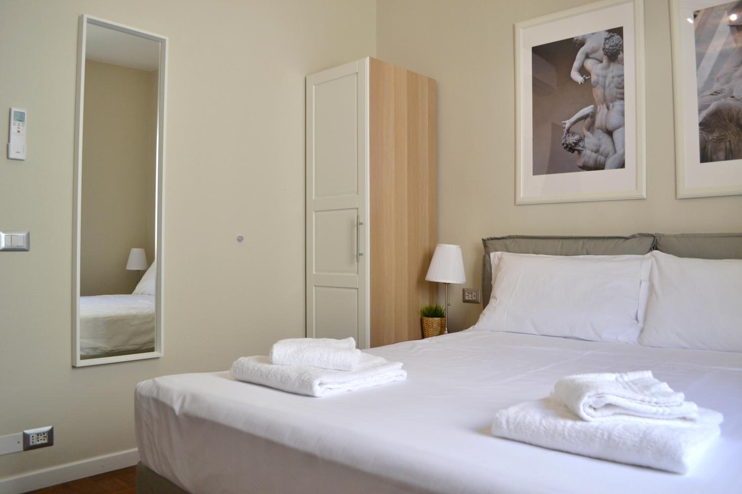 Standard Double Room photo 2