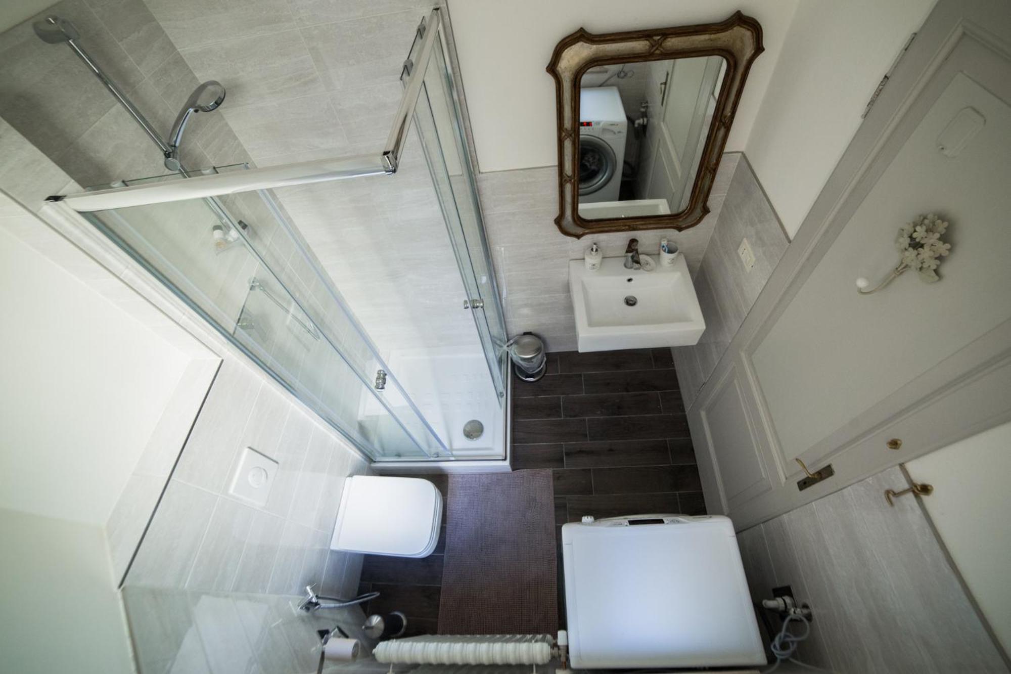 Double Room - Photo 8
