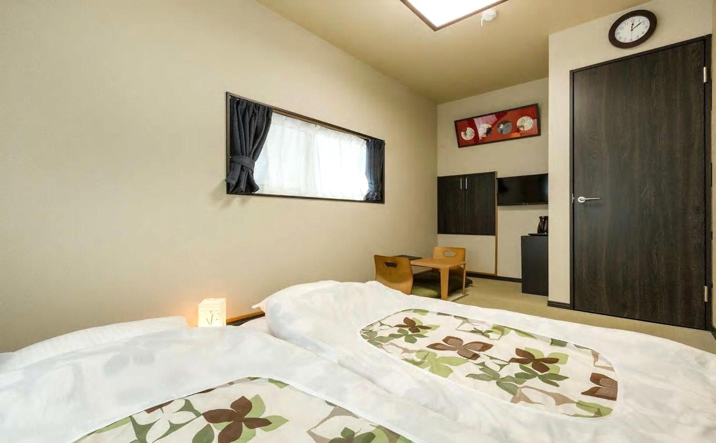 Japanese-Style Townhouse - Photo 1